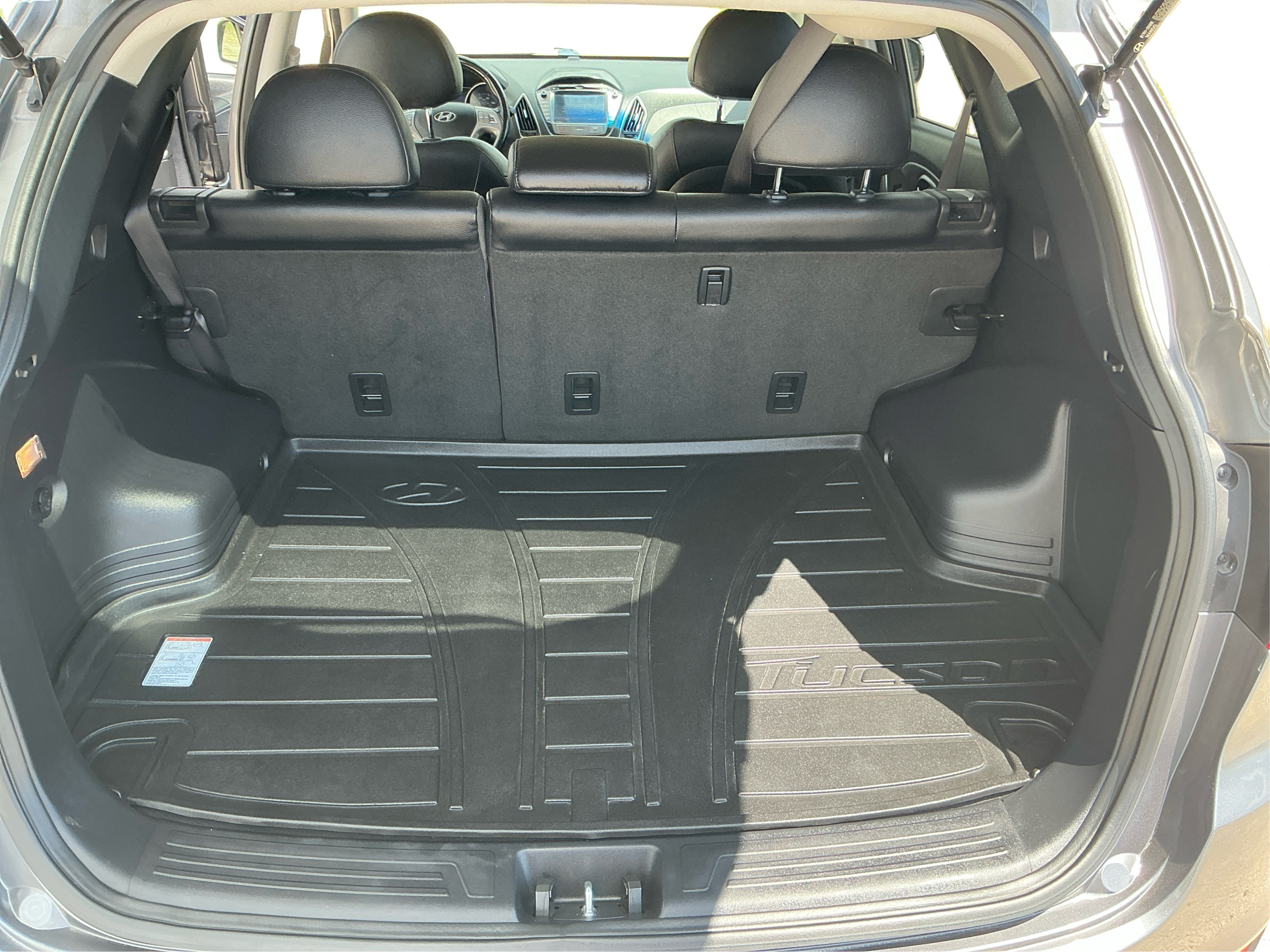 Neighborhood Autos, LLC - Used vehicle - SUV HYUNDAI TUCSON 2014
