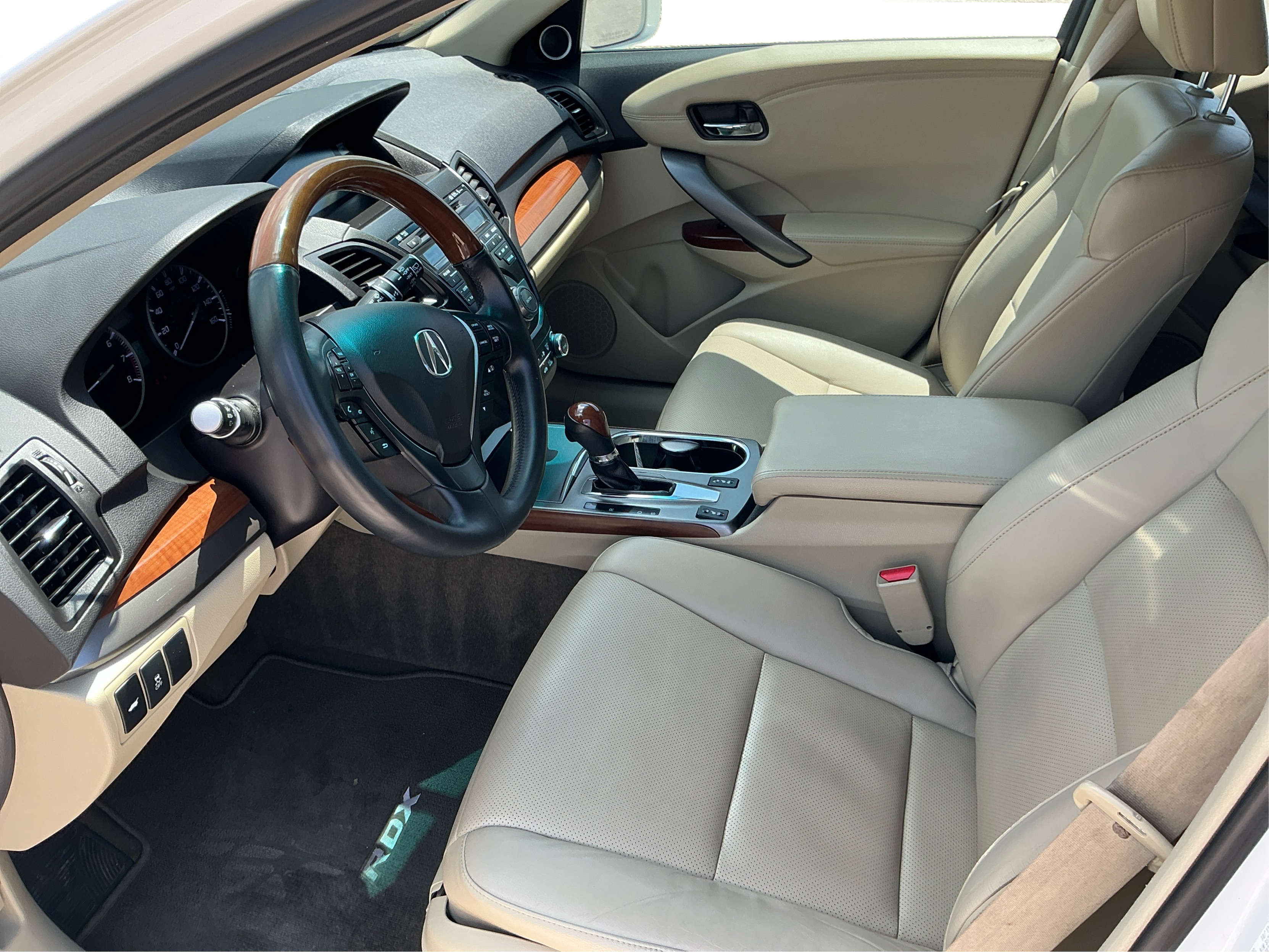 Neighborhood Autos, LLC - Used vehicle - SUV ACURA RDX 2014