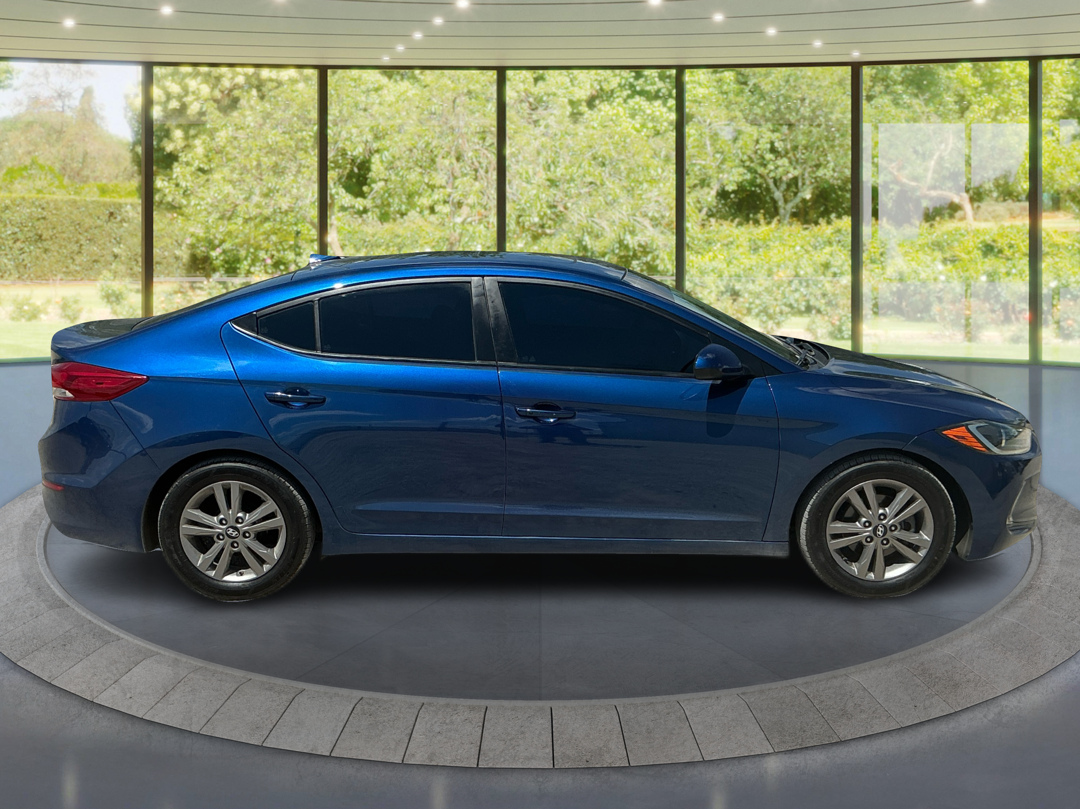 Neighborhood Autos, LLC - Used vehicle - Sedan HYUNDAI ELANTRA 2017
