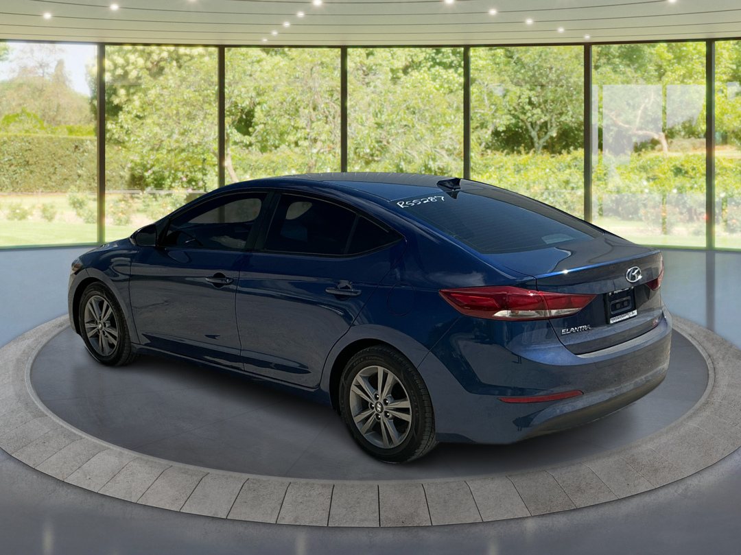 Neighborhood Autos, LLC - Used vehicle - Sedan HYUNDAI ELANTRA 2017