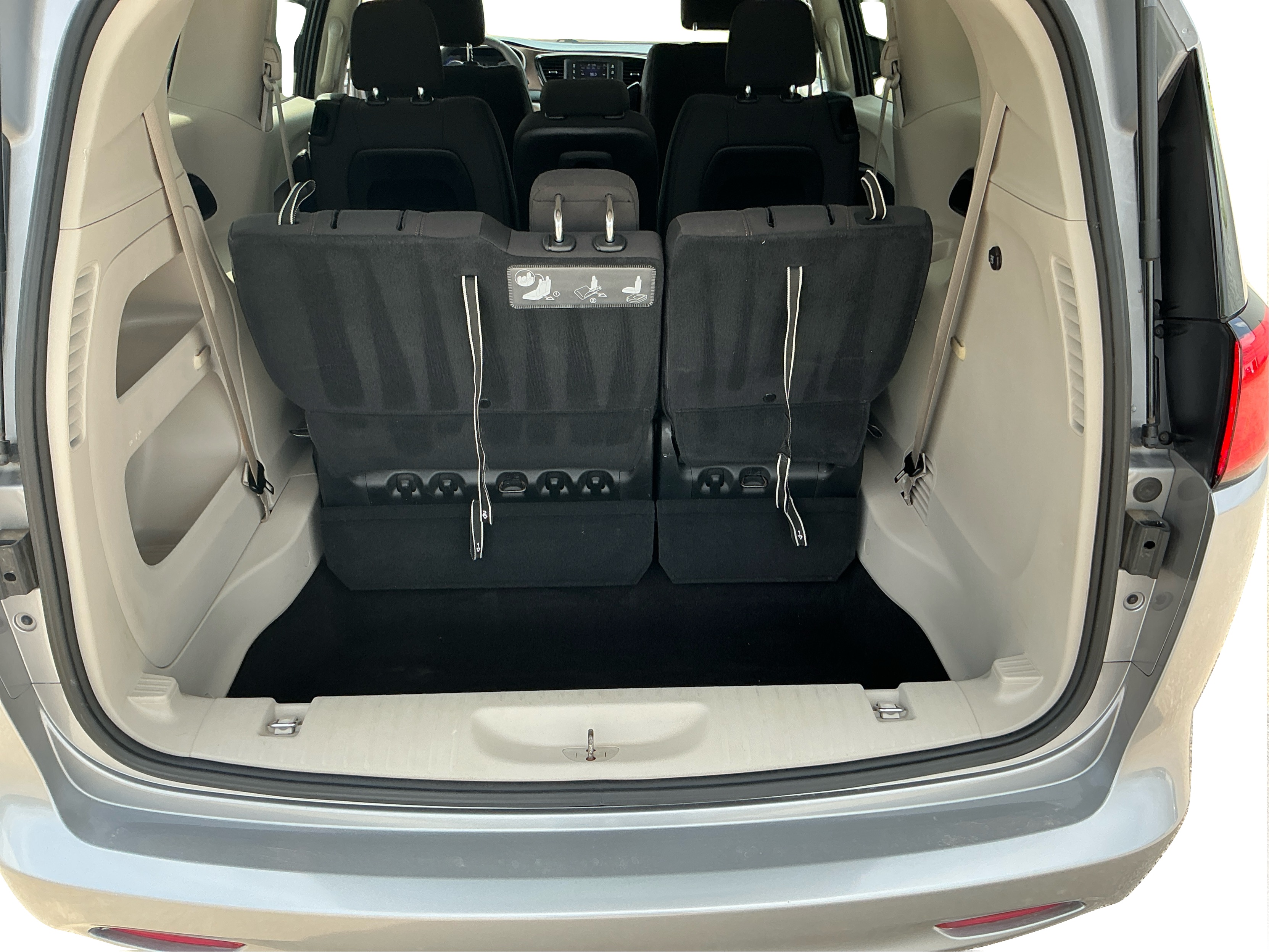 Neighborhood Autos, LLC - Used vehicle - Minivan CHRYSLER PACIFICA 2017