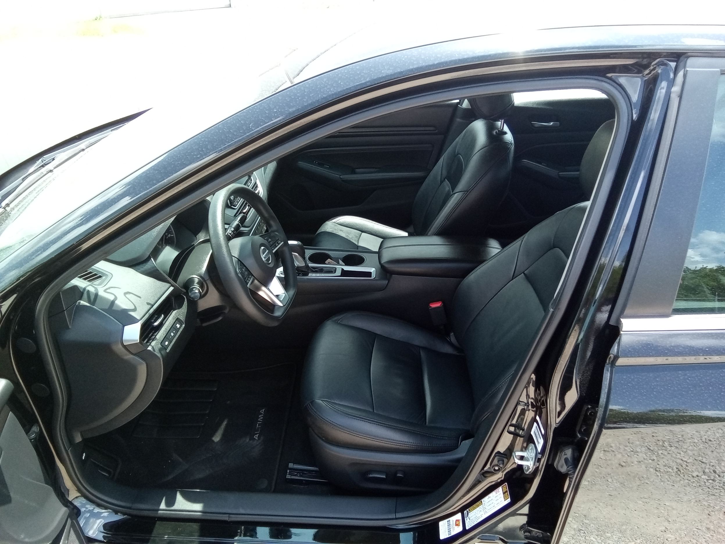 Neighborhood Autos, LLC - Used vehicle - Sedan NISSAN ALTIMA 2019