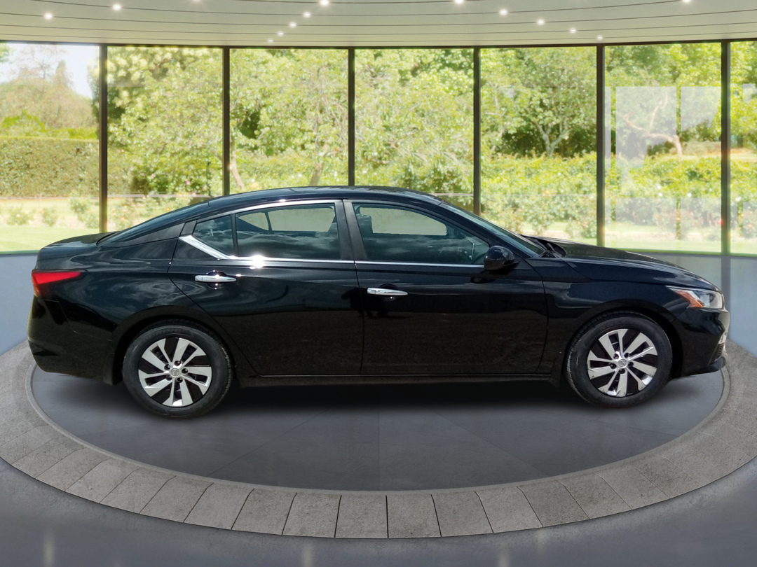 Neighborhood Autos, LLC - Used vehicle - Sedan NISSAN ALTIMA 2019