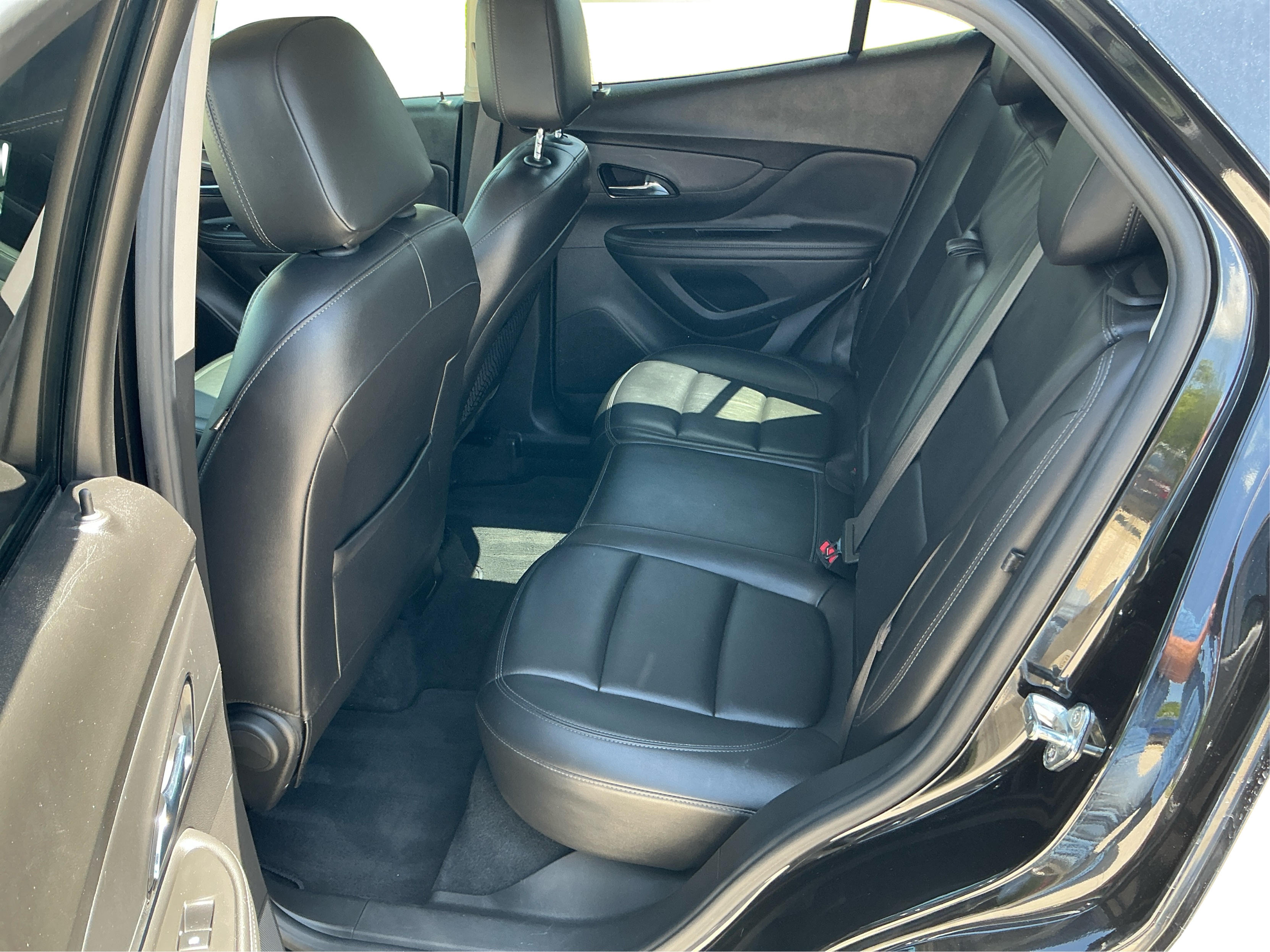 Neighborhood Autos, LLC - Used vehicle - SUV BUICK ENCORE 2019