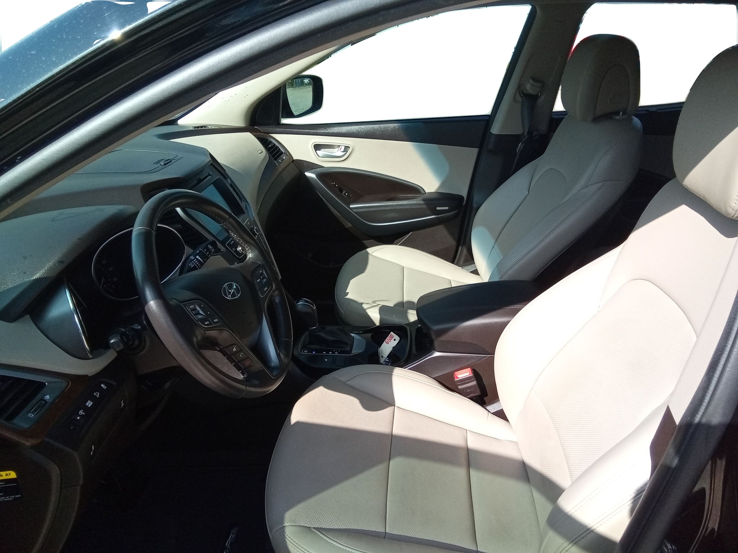 Neighborhood Autos, LLC - Used vehicle - SUV HYUNDAI SANTA FE SPORT 2018