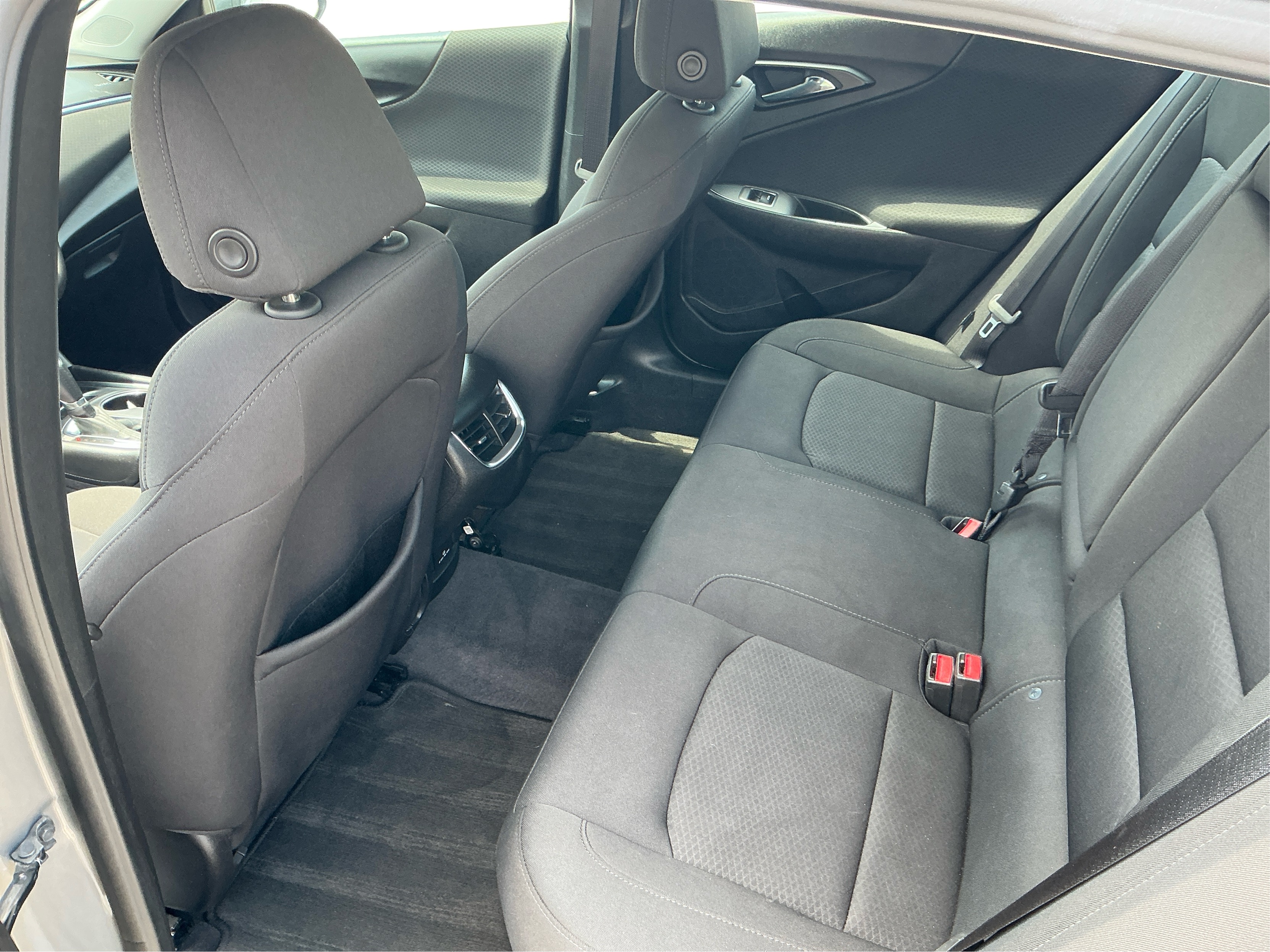 Neighborhood Autos, LLC - Used vehicle - Sedan CHEVROLET MALIBU 2018