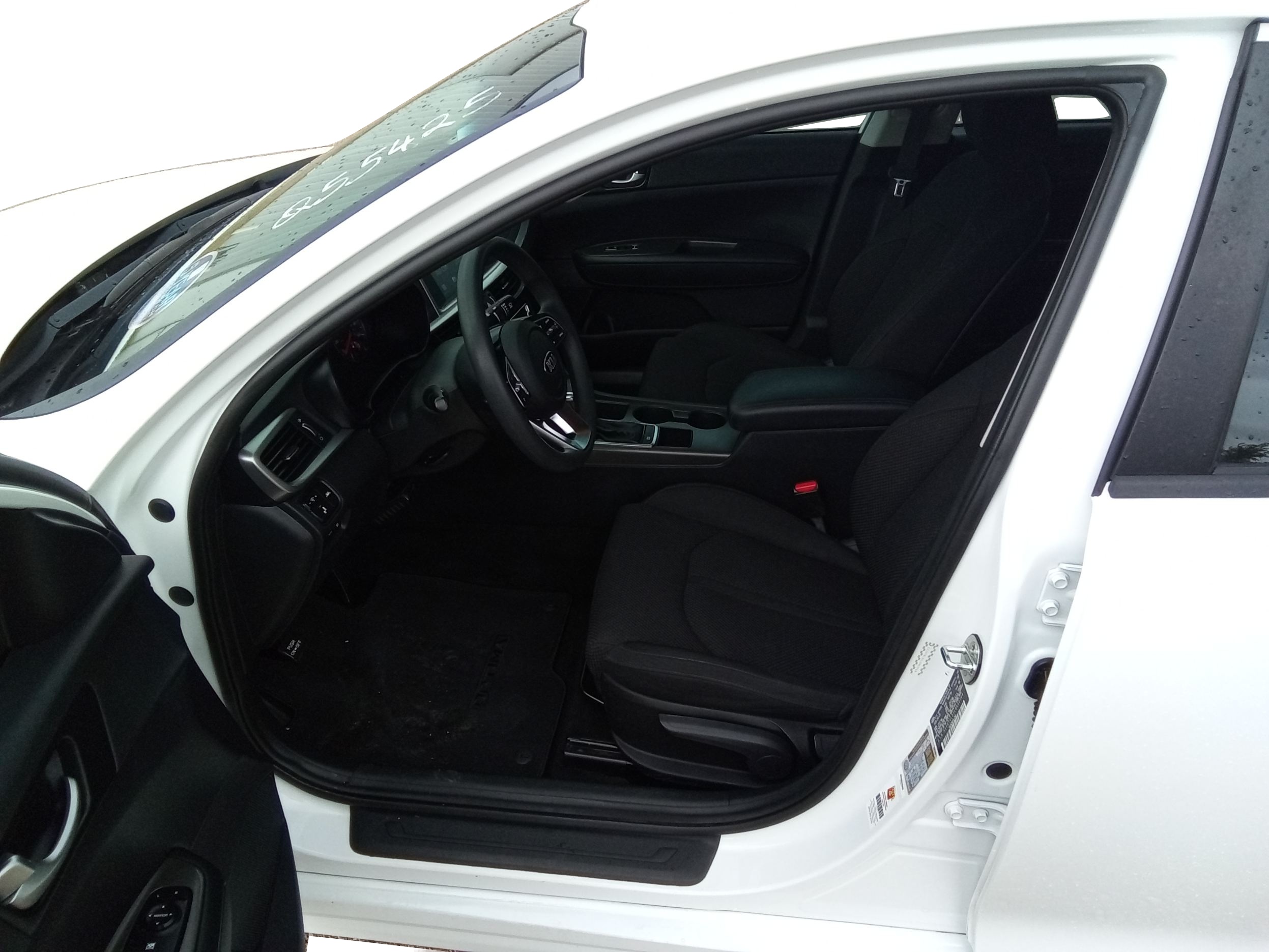Neighborhood Autos, LLC - Used vehicle - Sedan KIA OPTIMA 2020