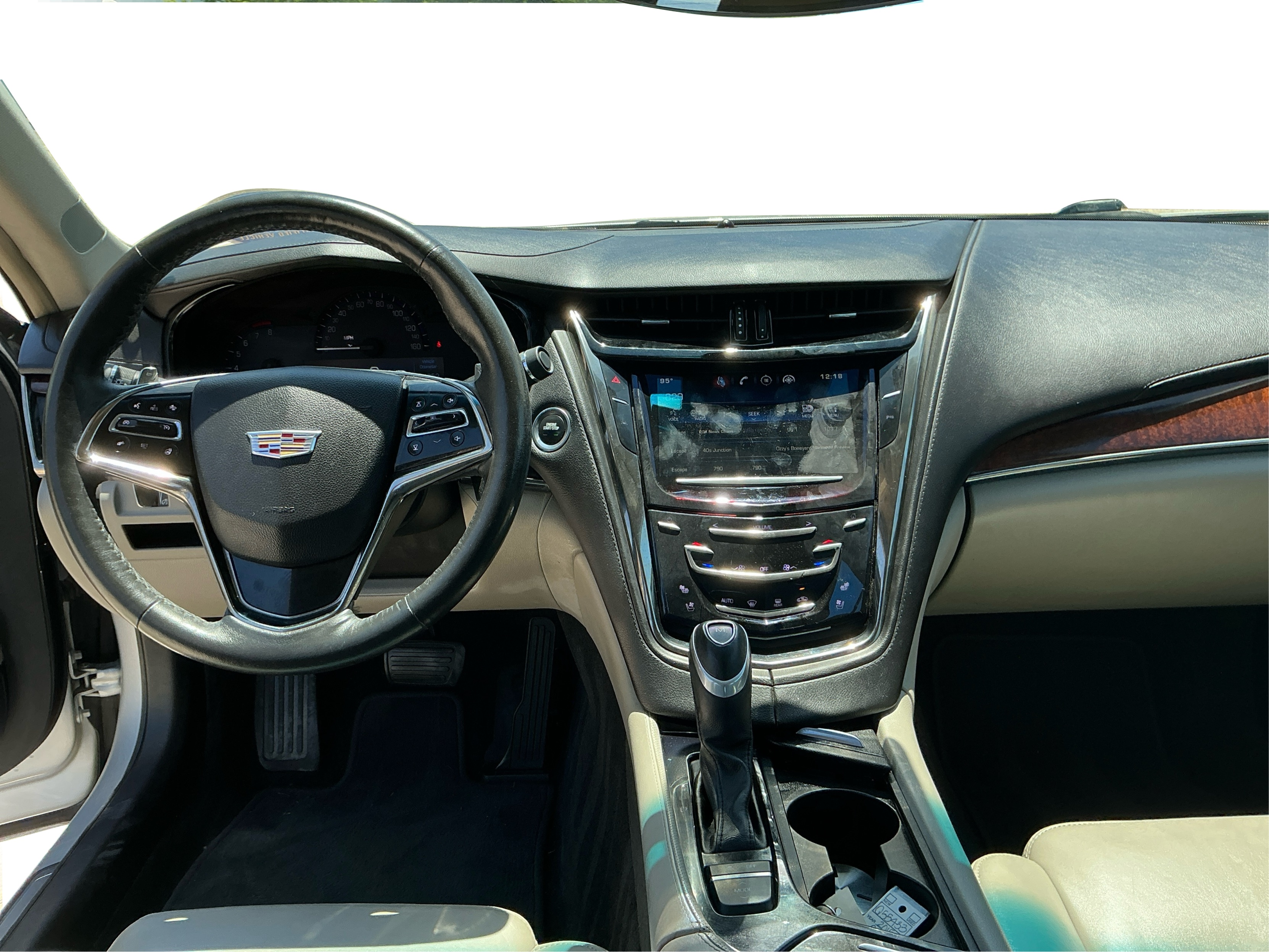 Neighborhood Autos, LLC - Used vehicle - Sedan CADILLAC CTS 2015
