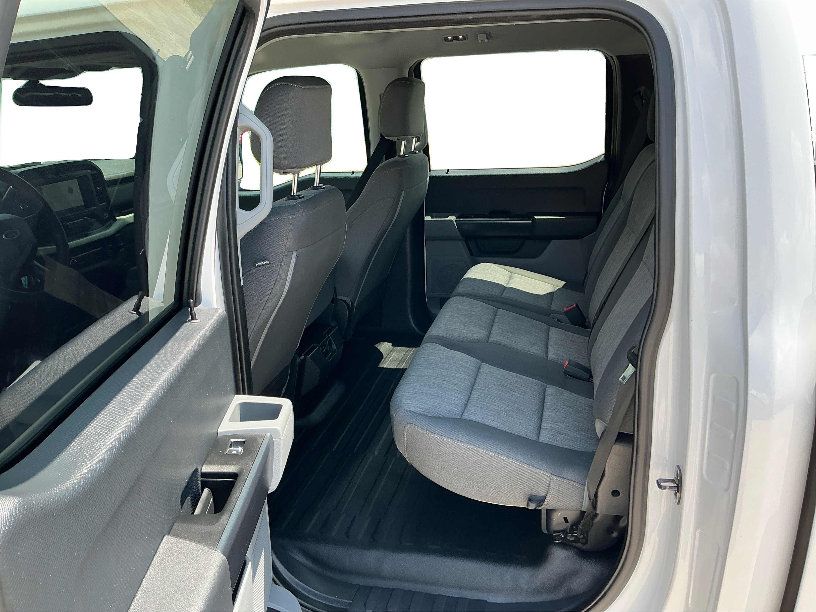 Neighborhood Autos, LLC - Used vehicle - Truck FORD F-150 2021