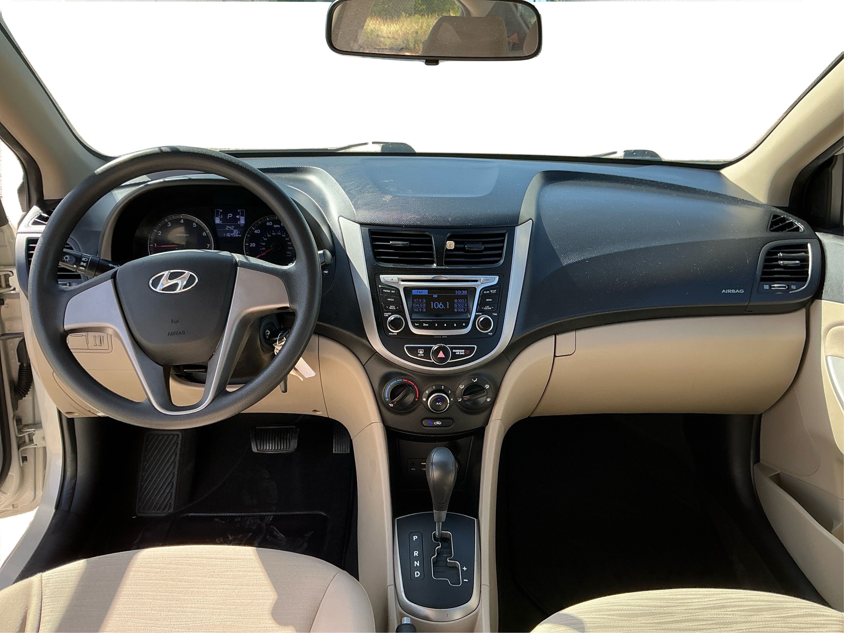 Neighborhood Autos, LLC - Used vehicle - Sedan HYUNDAI ACCENT 2016