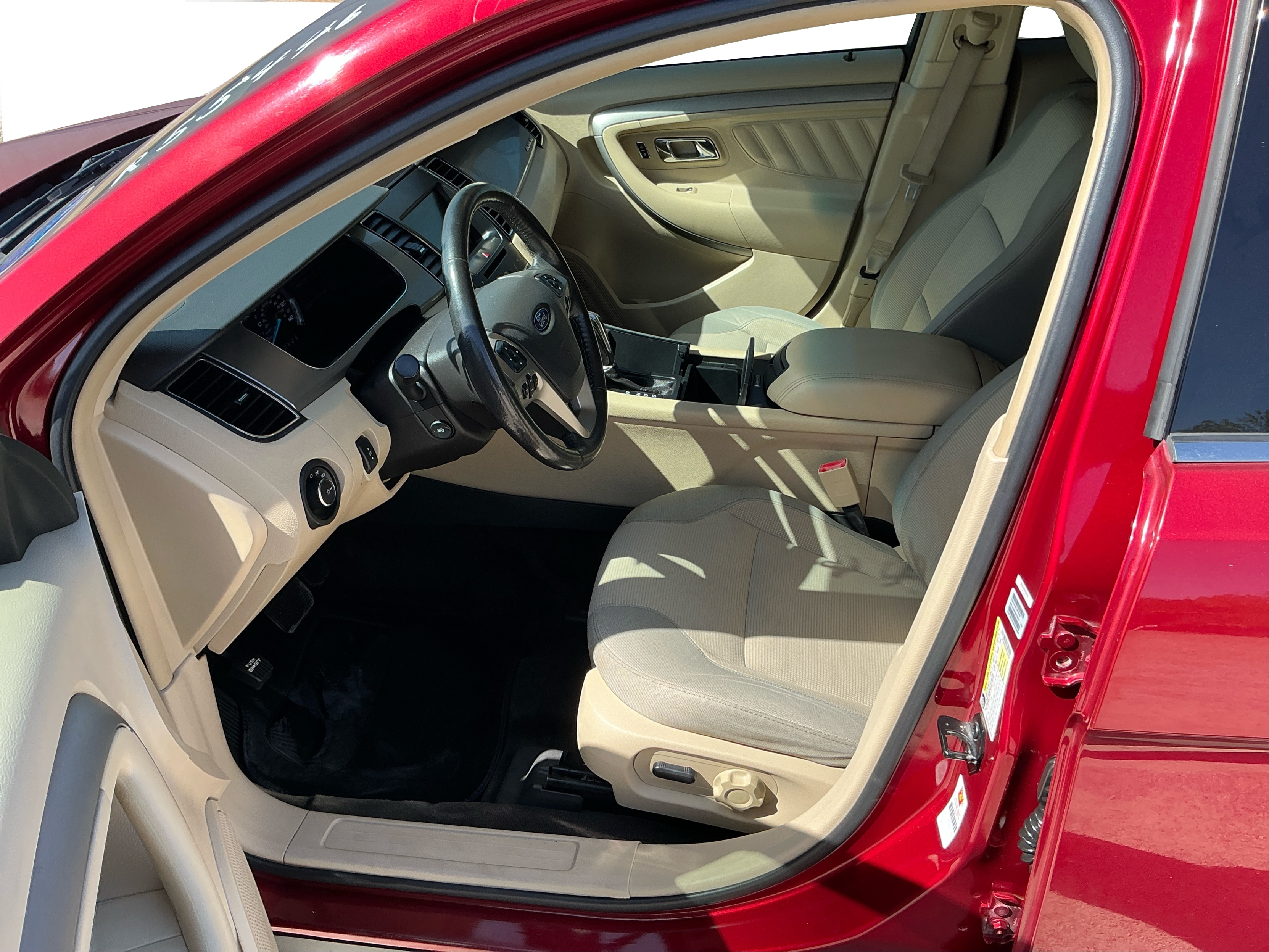 Neighborhood Autos, LLC - Used vehicle - Sedan FORD TAURUS 2014