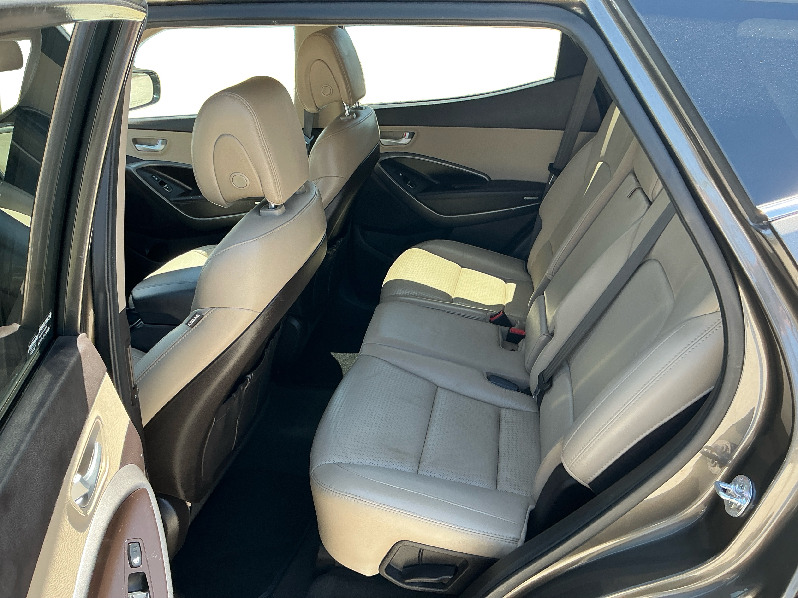 Neighborhood Autos, LLC - Used vehicle - SUV HYUNDAI SANTA FE 2013