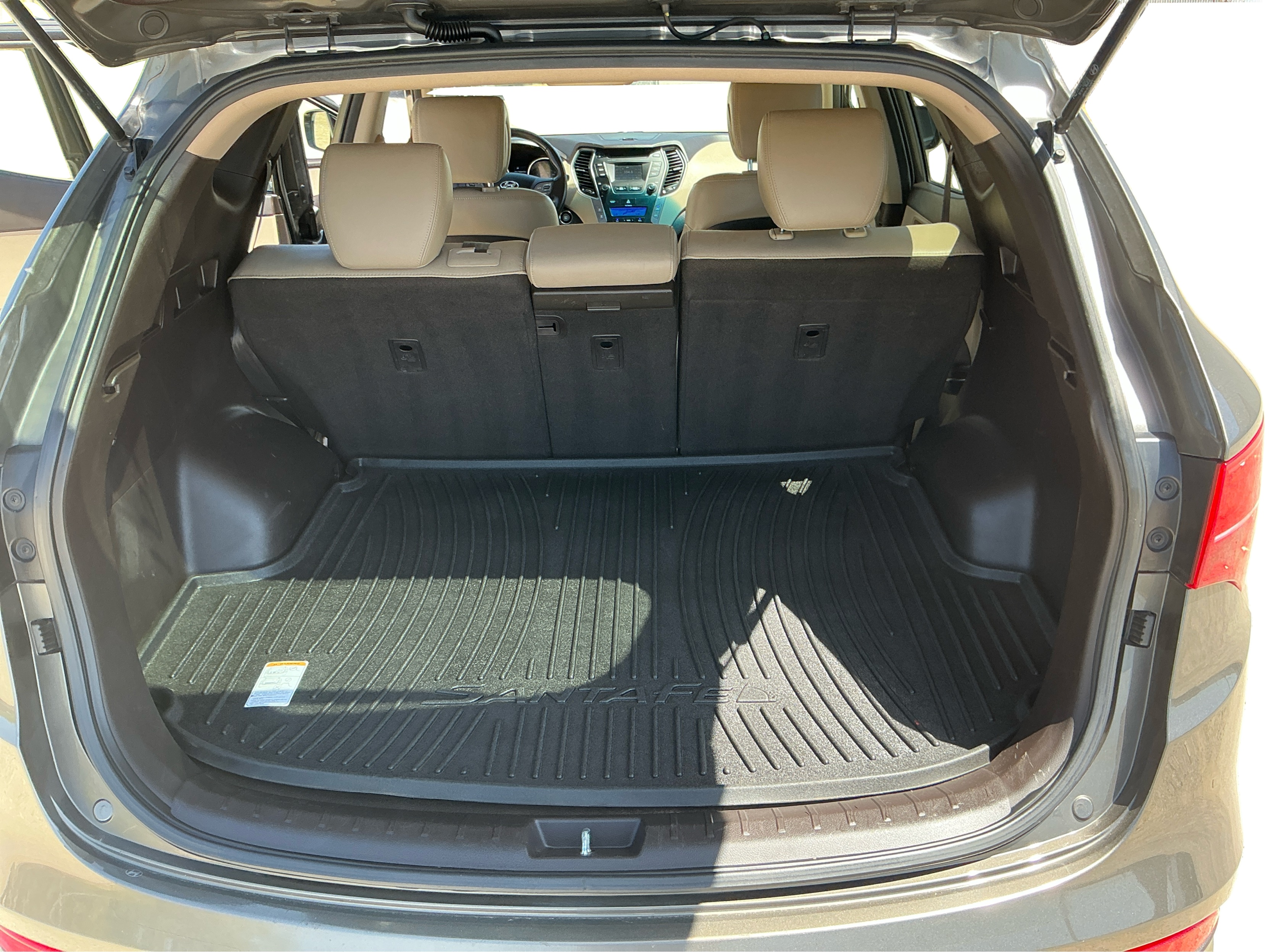 Neighborhood Autos, LLC - Used vehicle - SUV HYUNDAI SANTA FE 2013