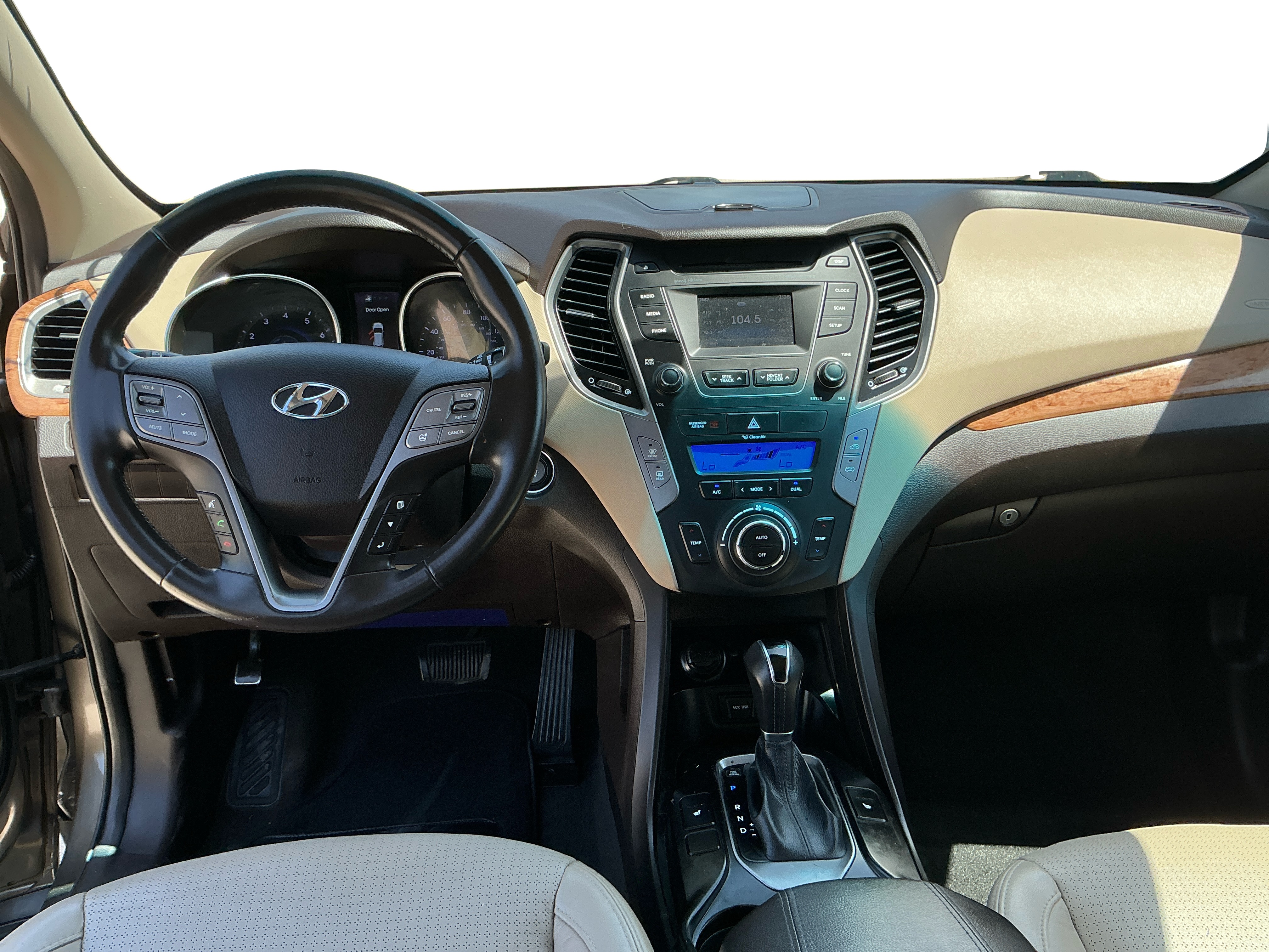 Neighborhood Autos, LLC - Used vehicle - SUV HYUNDAI SANTA FE 2013
