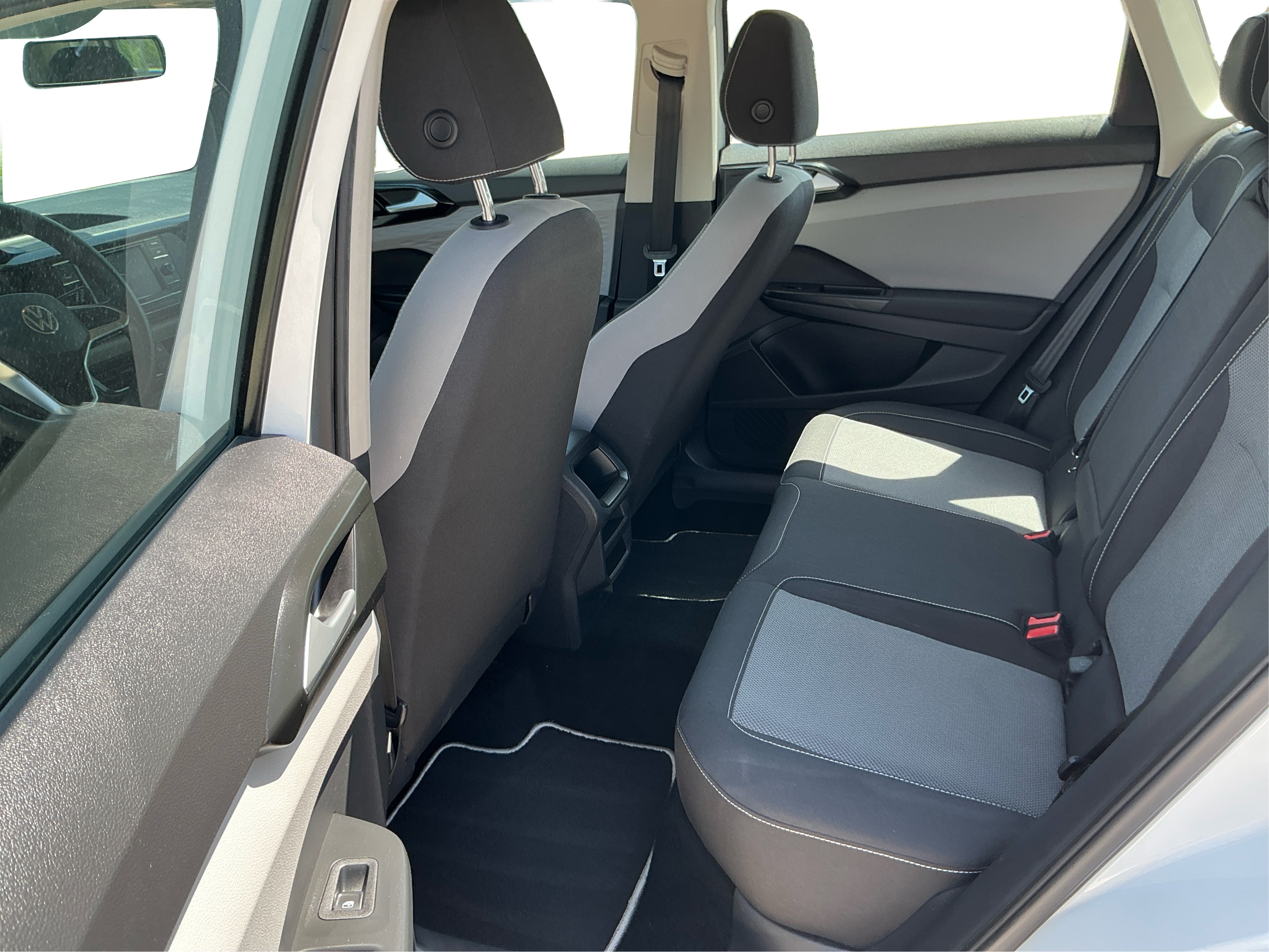 Neighborhood Autos, LLC - Used vehicle - SUV VOLKSWAGEN TAOS 2022
