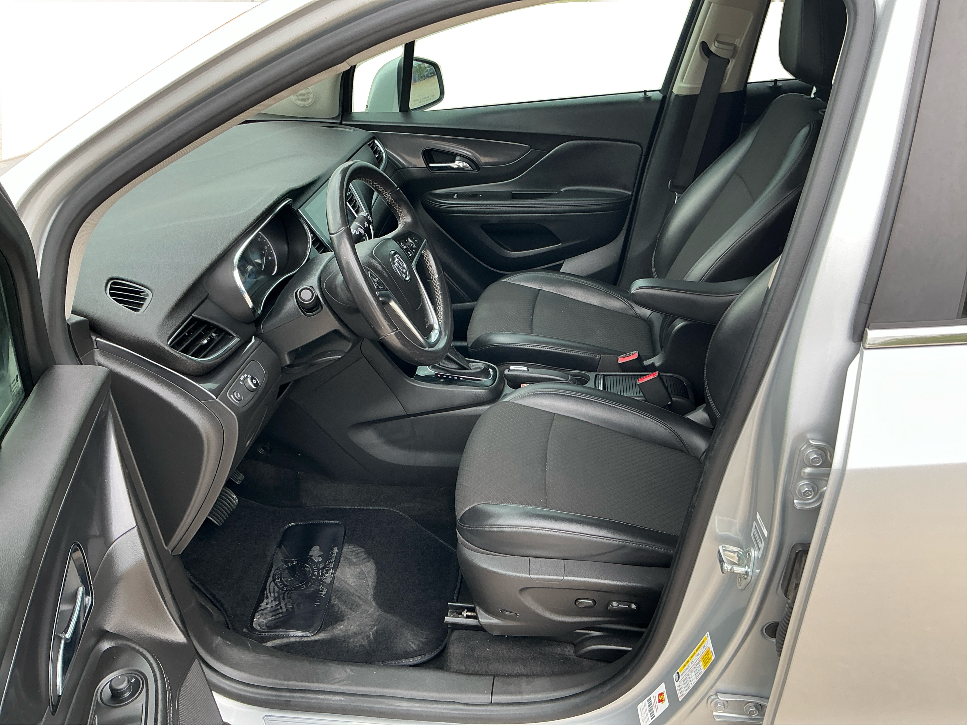 Neighborhood Autos, LLC - Used vehicle - SUV BUICK ENCORE 2019