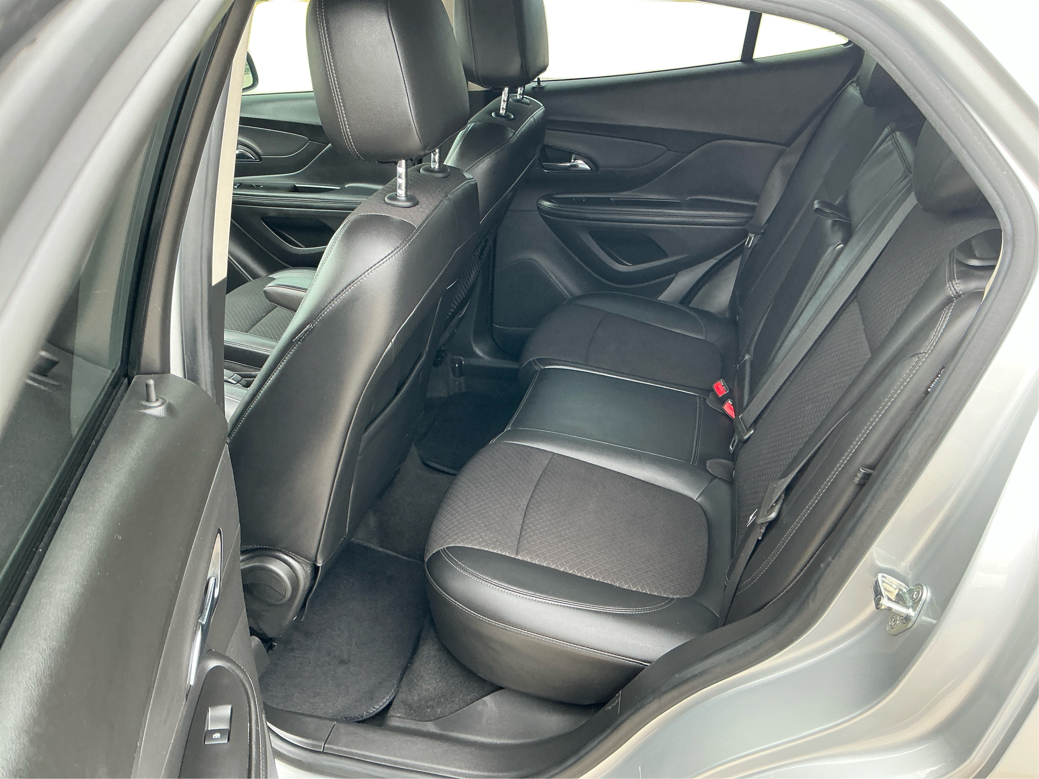 Neighborhood Autos, LLC - Used vehicle - SUV BUICK ENCORE 2019
