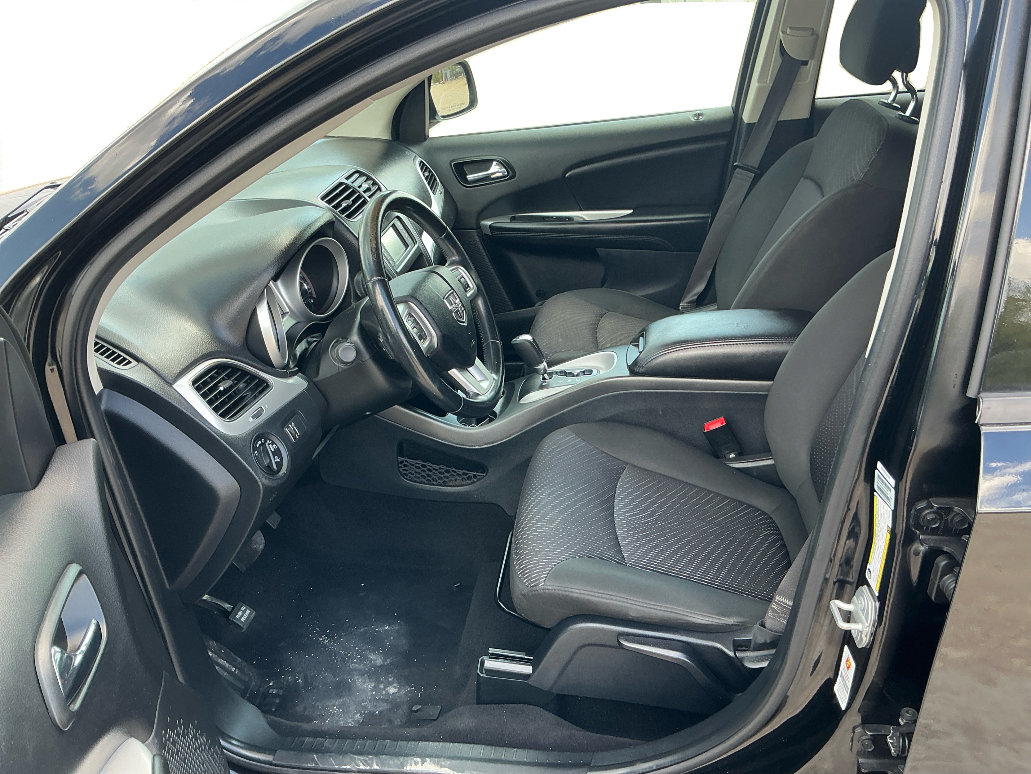 Neighborhood Autos, LLC - Used vehicle - SUV DODGE JOURNEY 2019