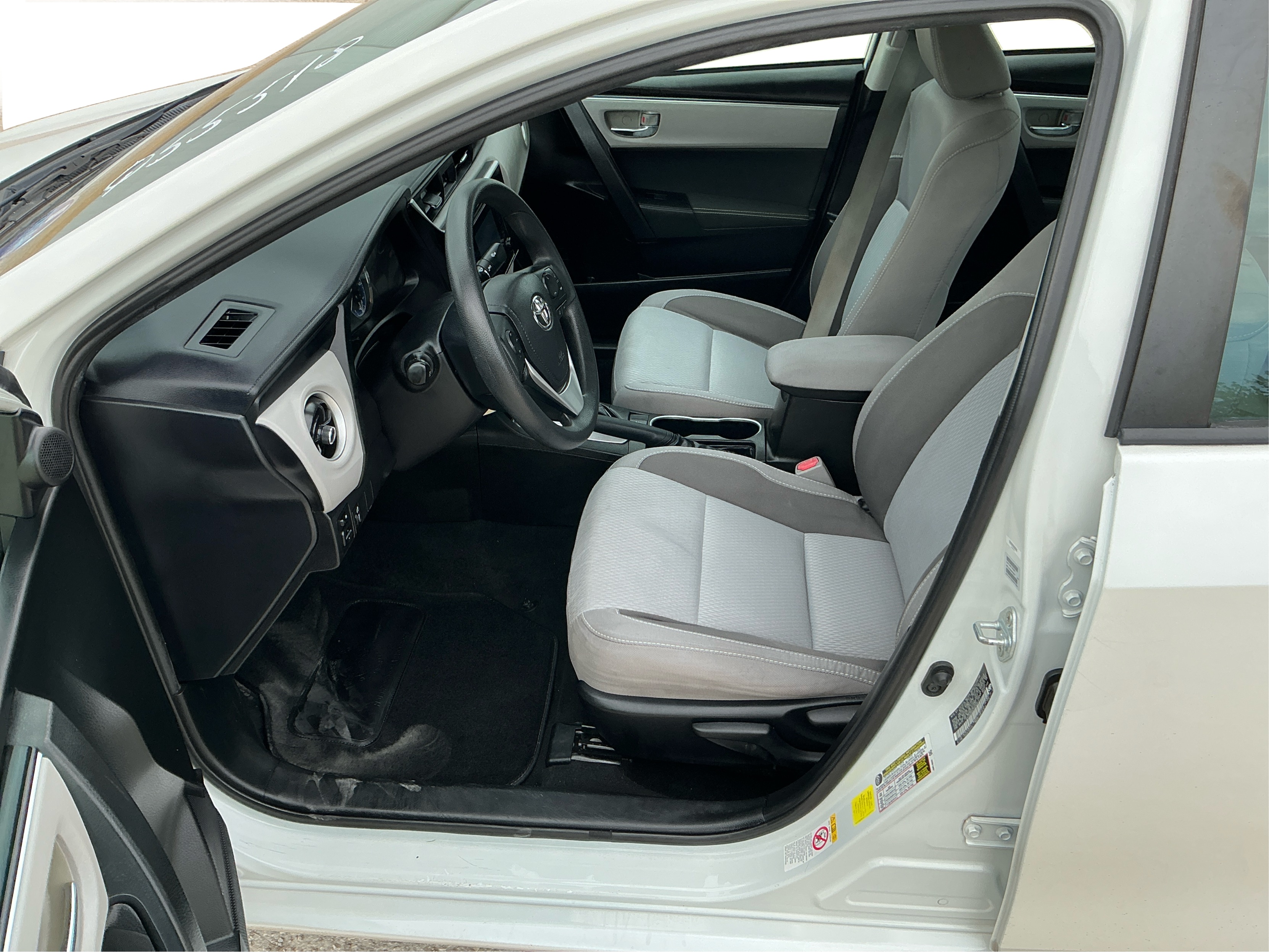Neighborhood Autos, LLC - Used vehicle - Sedan TOYOTA COROLLA 2017