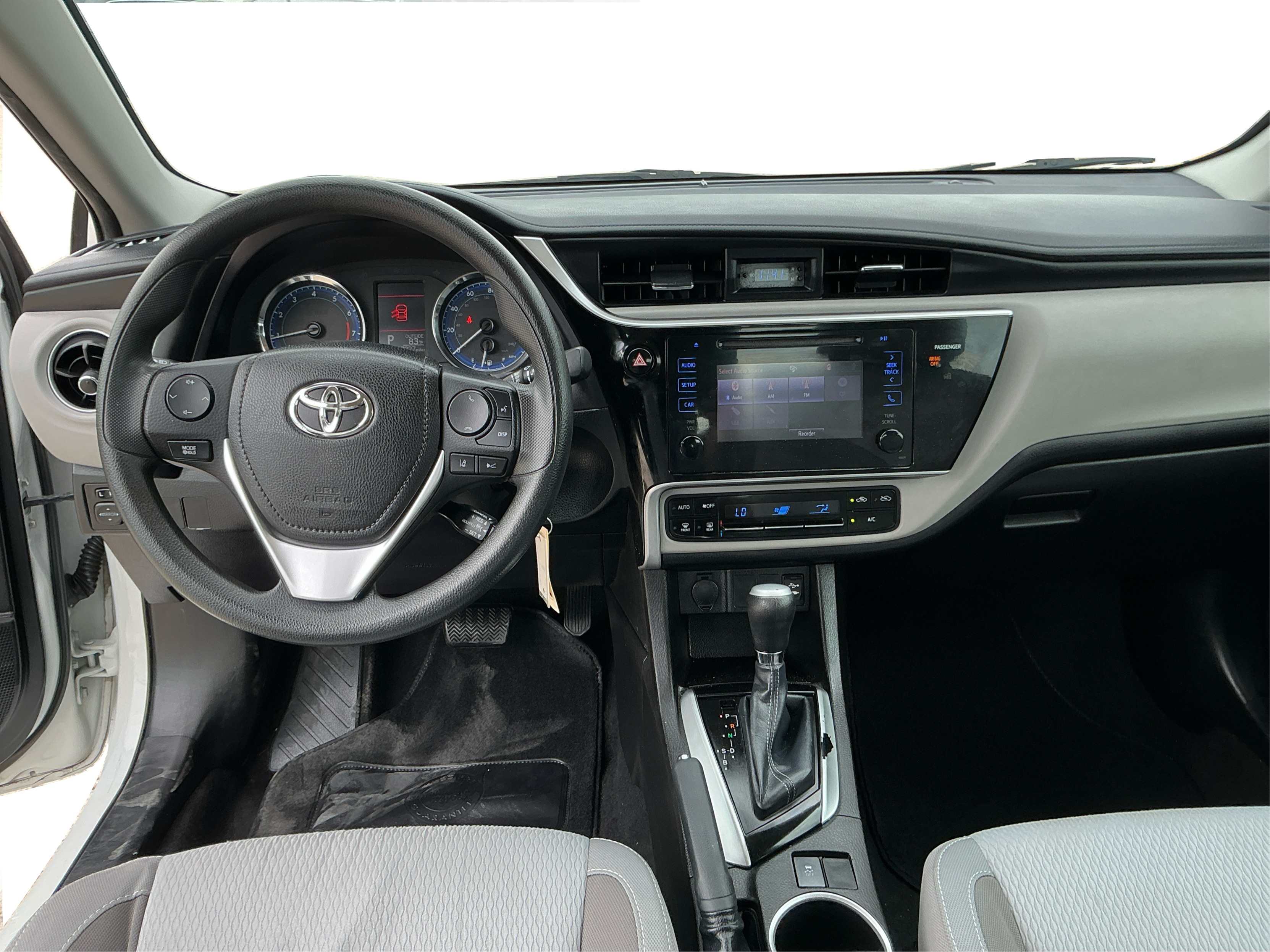 Neighborhood Autos, LLC - Used vehicle - Sedan TOYOTA COROLLA 2017
