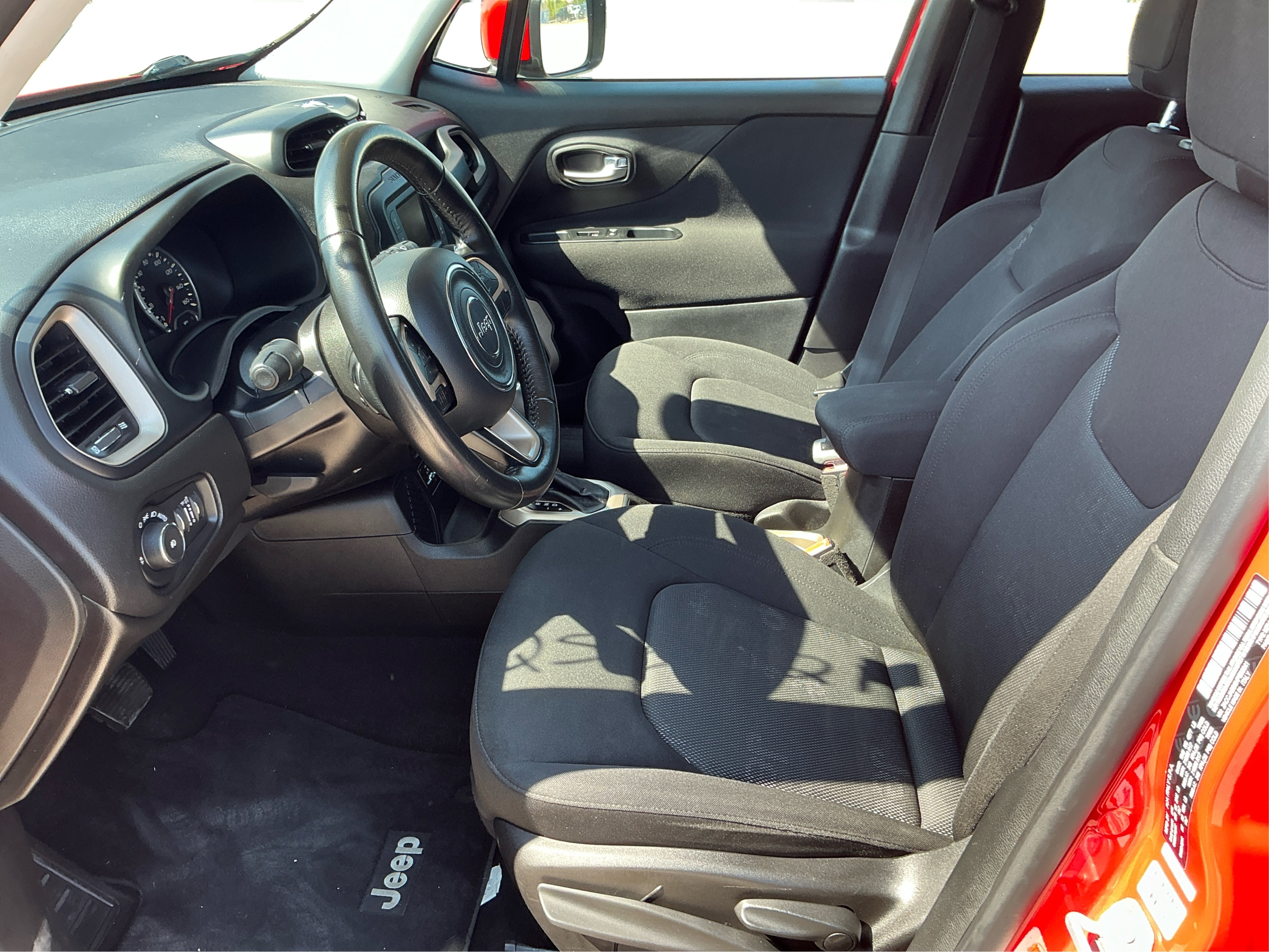 Neighborhood Autos, LLC - Used vehicle - SUV JEEP RENEGADE 2017