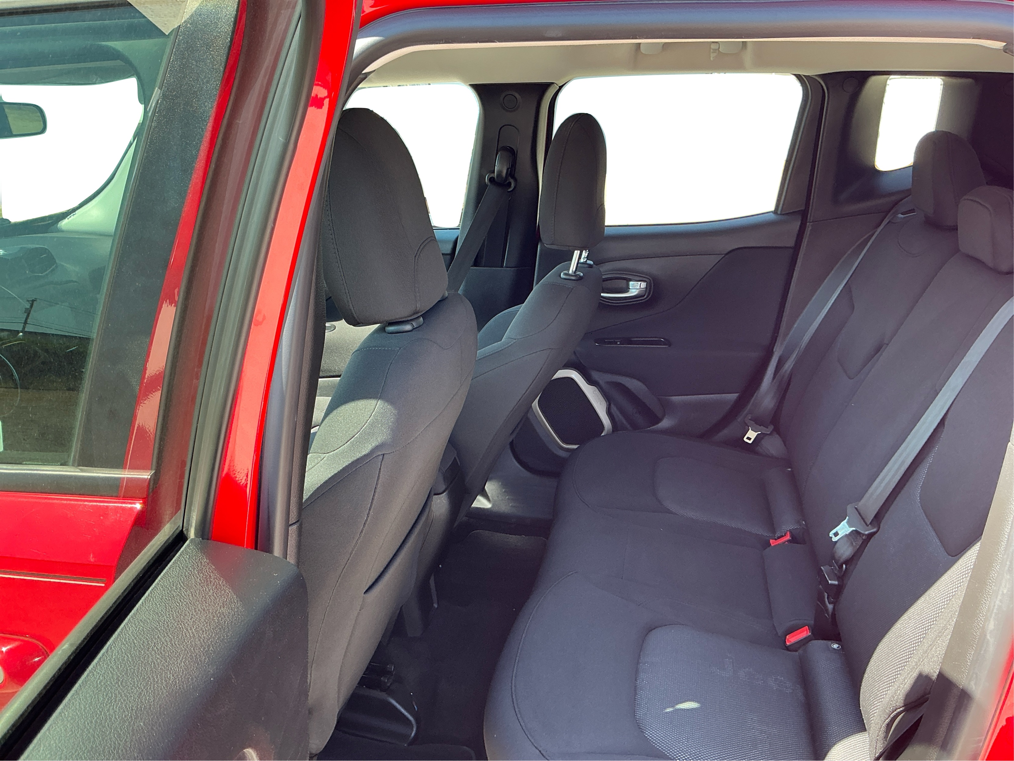 Neighborhood Autos, LLC - Used vehicle - SUV JEEP RENEGADE 2017
