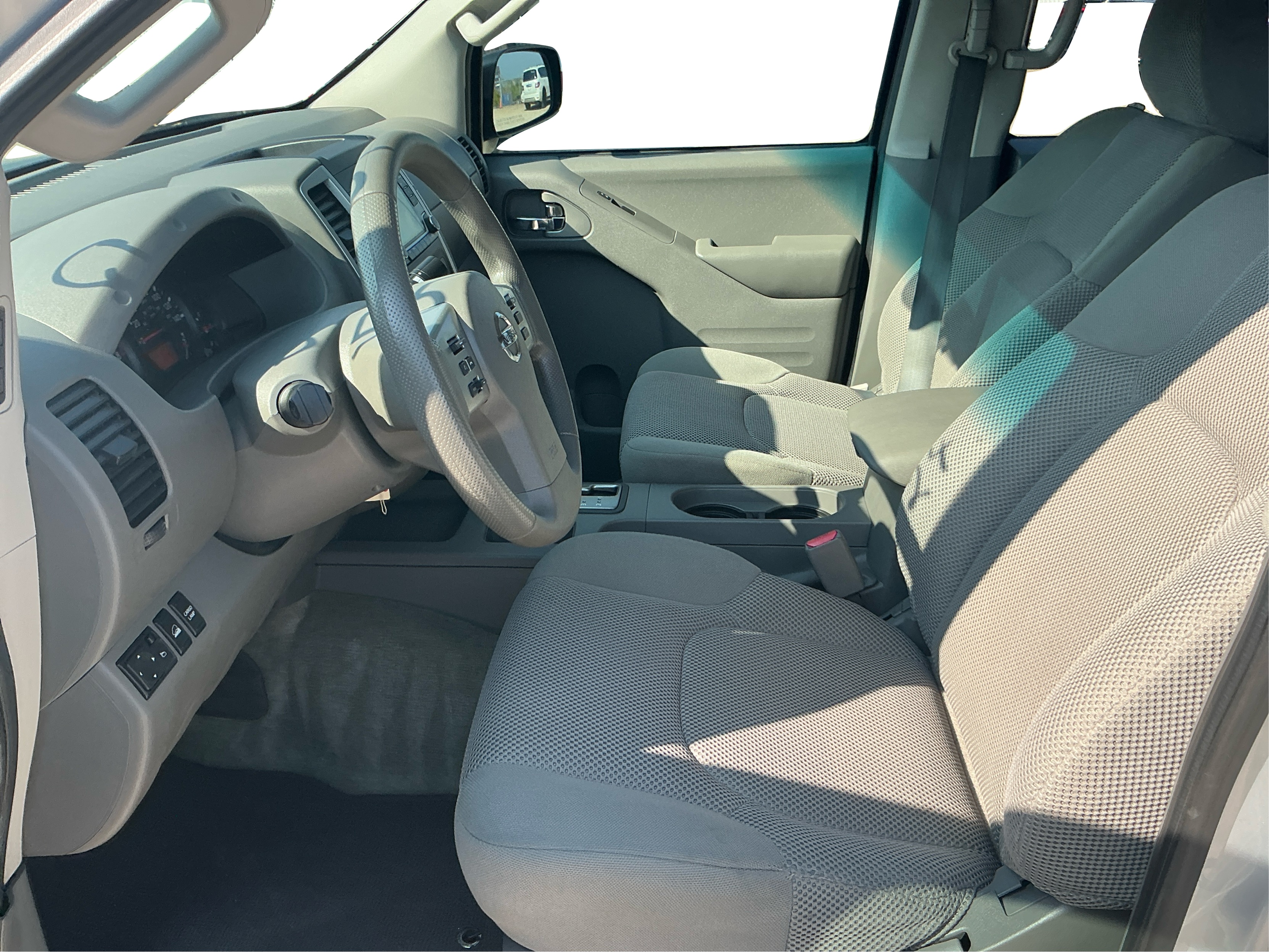 Neighborhood Autos, LLC - Used vehicle - Truck NISSAN FRONTIER 2016