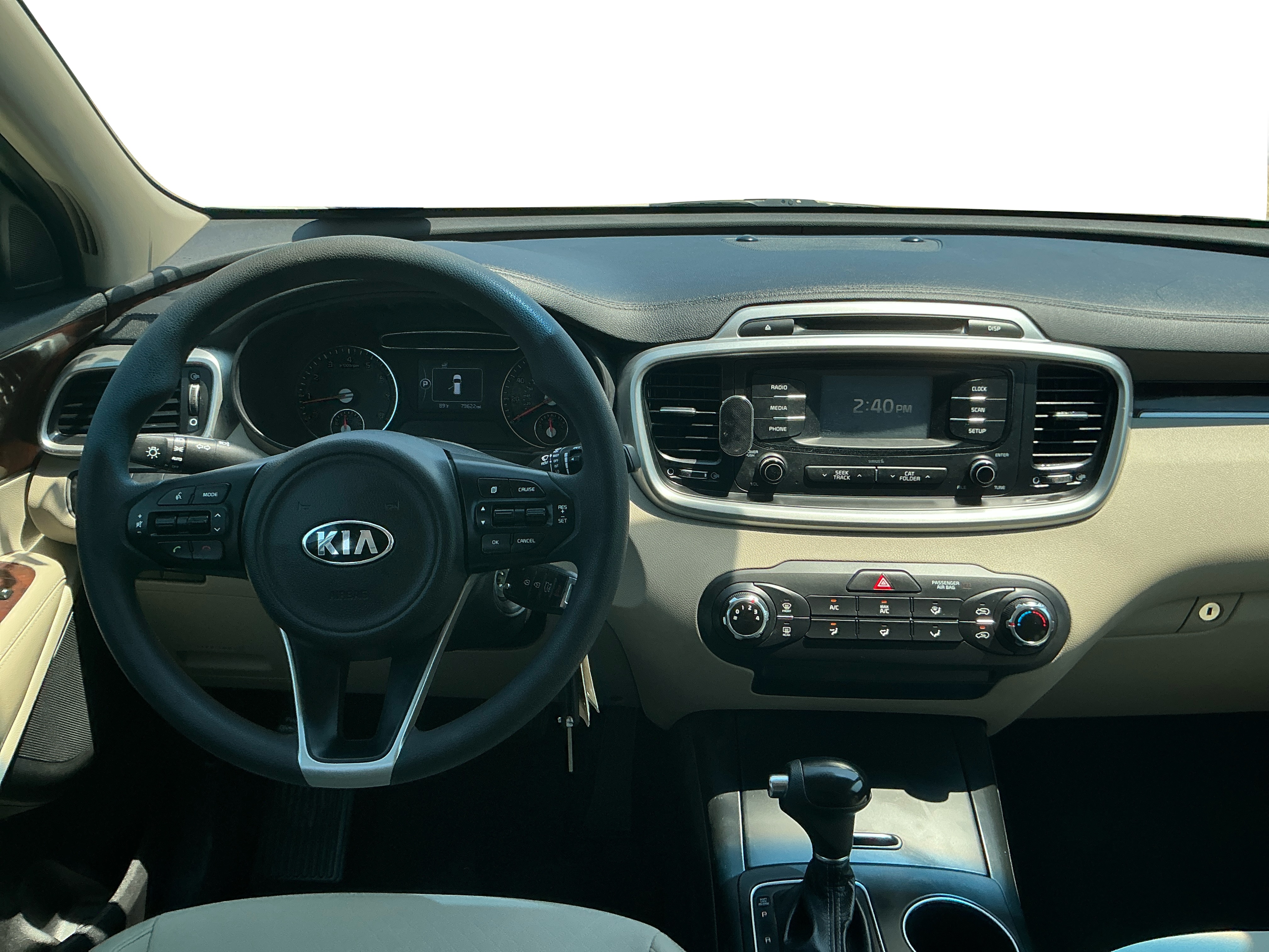 Neighborhood Autos, LLC - Used vehicle - SUV KIA SORENTO 2016