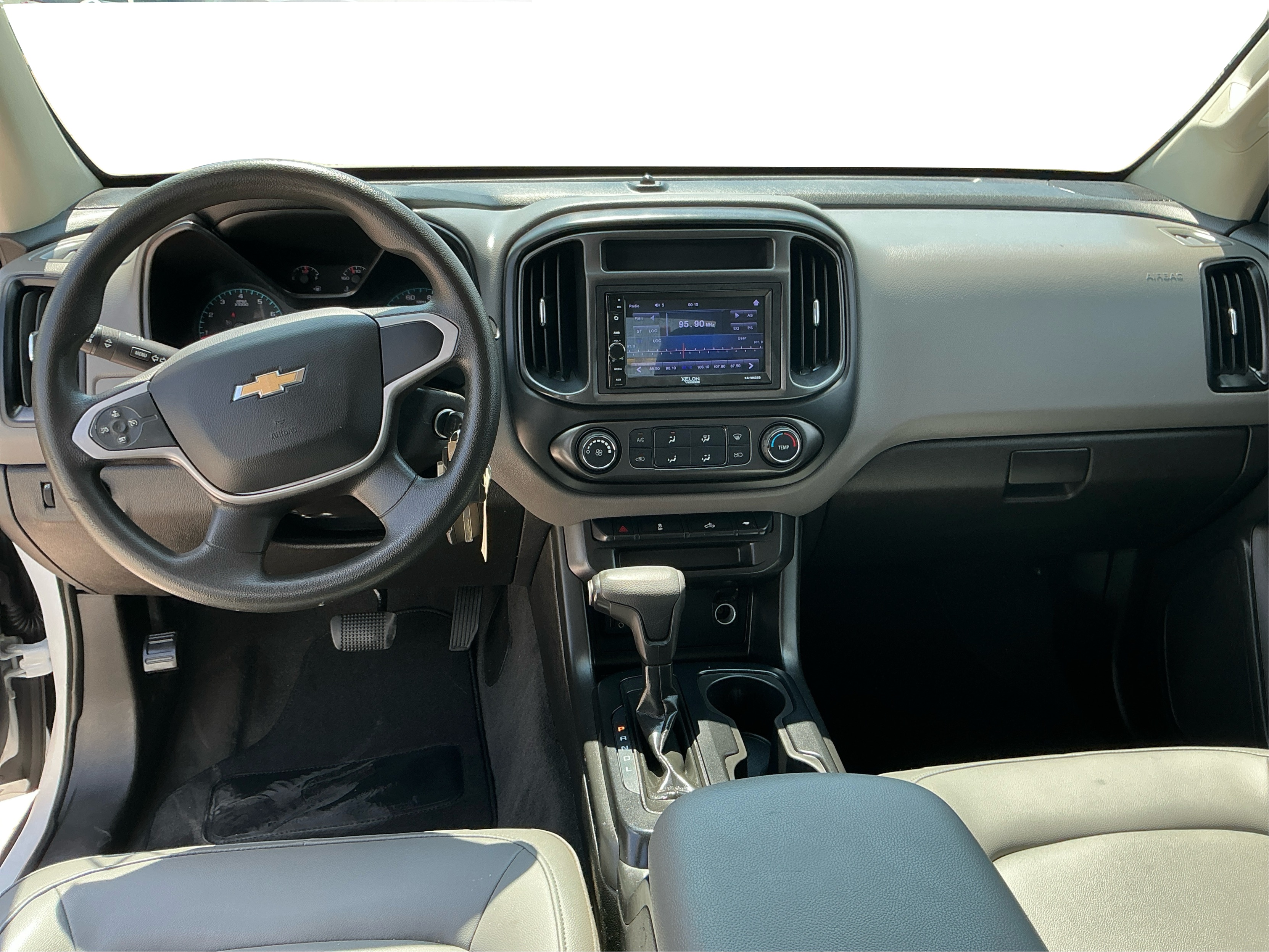 Neighborhood Autos, LLC - Used vehicle - Truck CHEVROLET COLORADO 2020