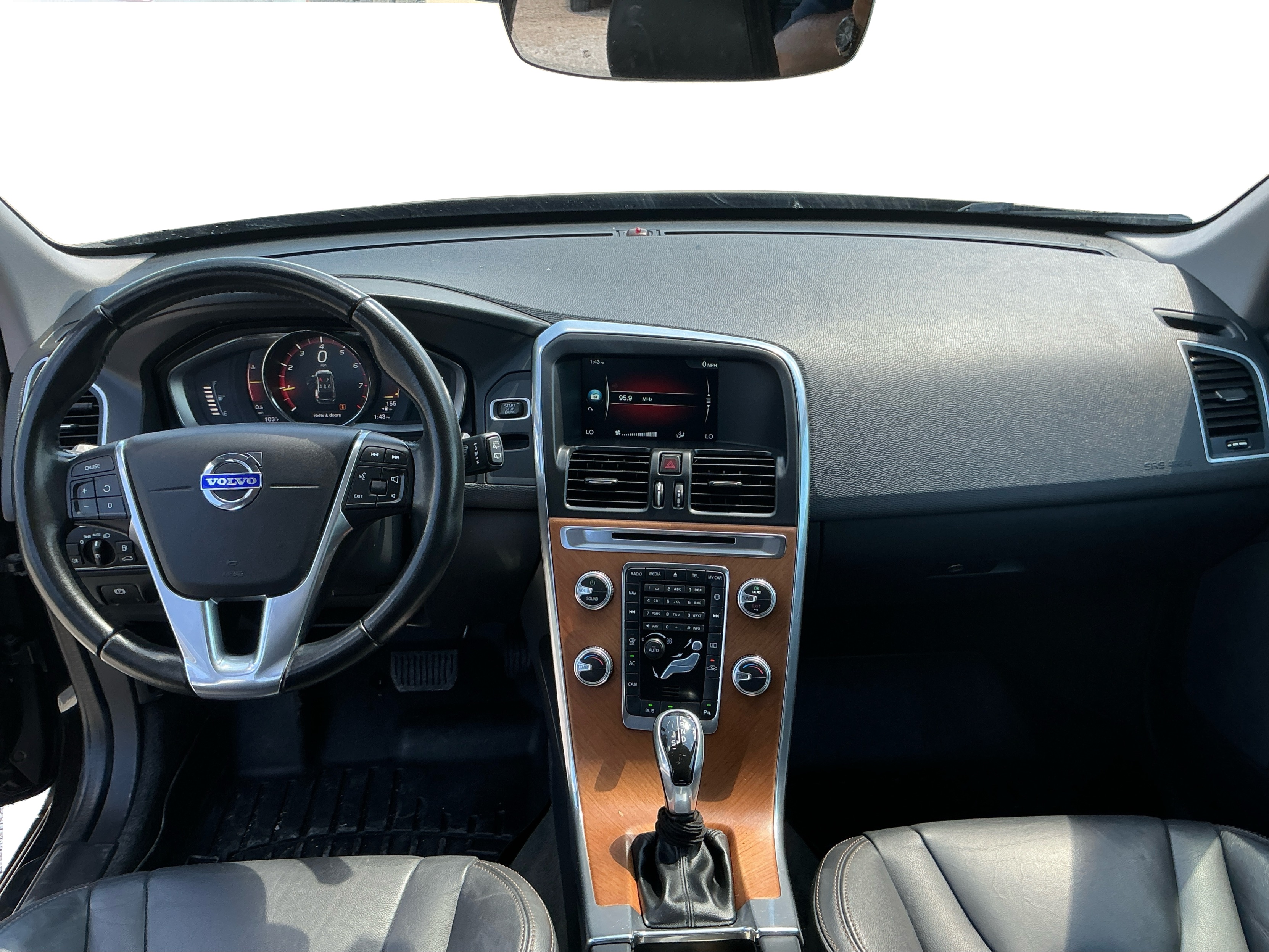 Neighborhood Autos, LLC - Used vehicle - SUV VOLVO XC60 2017