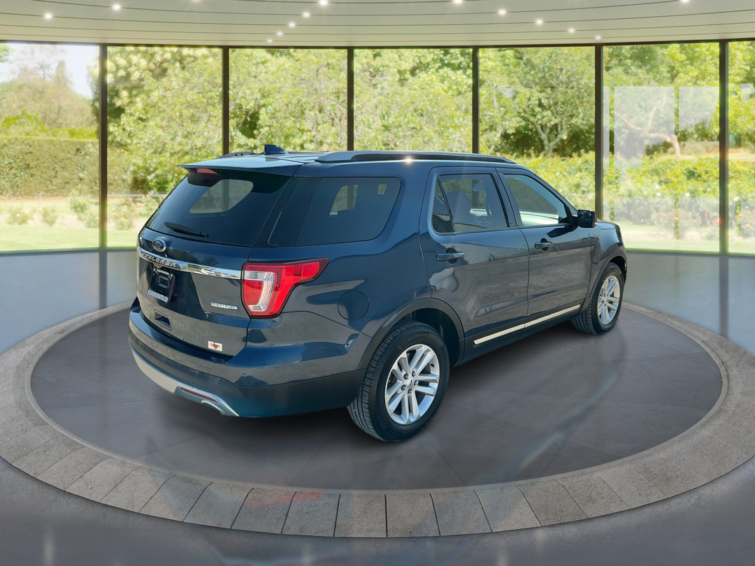 Neighborhood Autos, LLC - Used vehicle - SUV FORD EXPLORER 2016