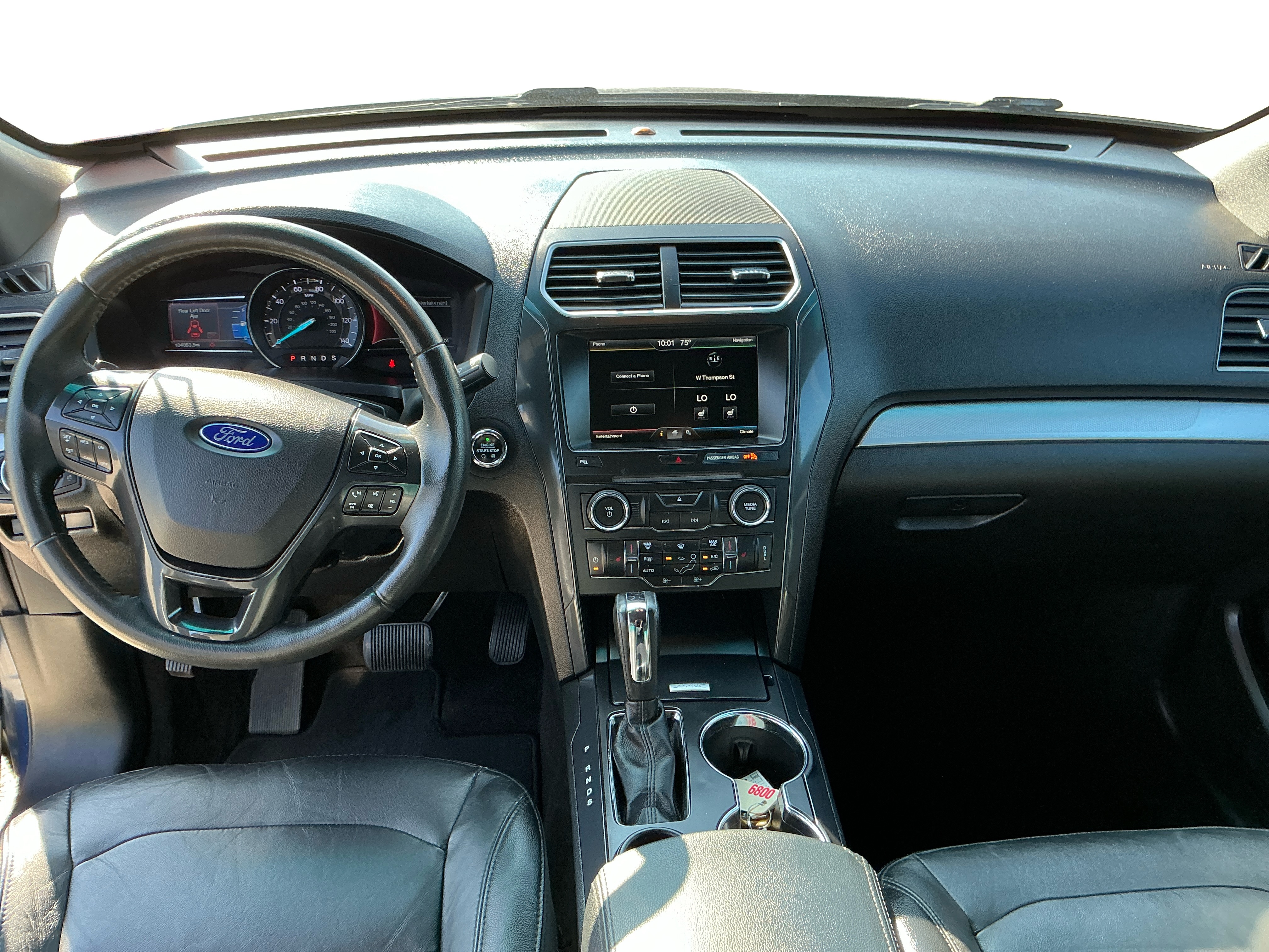 Neighborhood Autos, LLC - Used vehicle - SUV FORD EXPLORER 2016