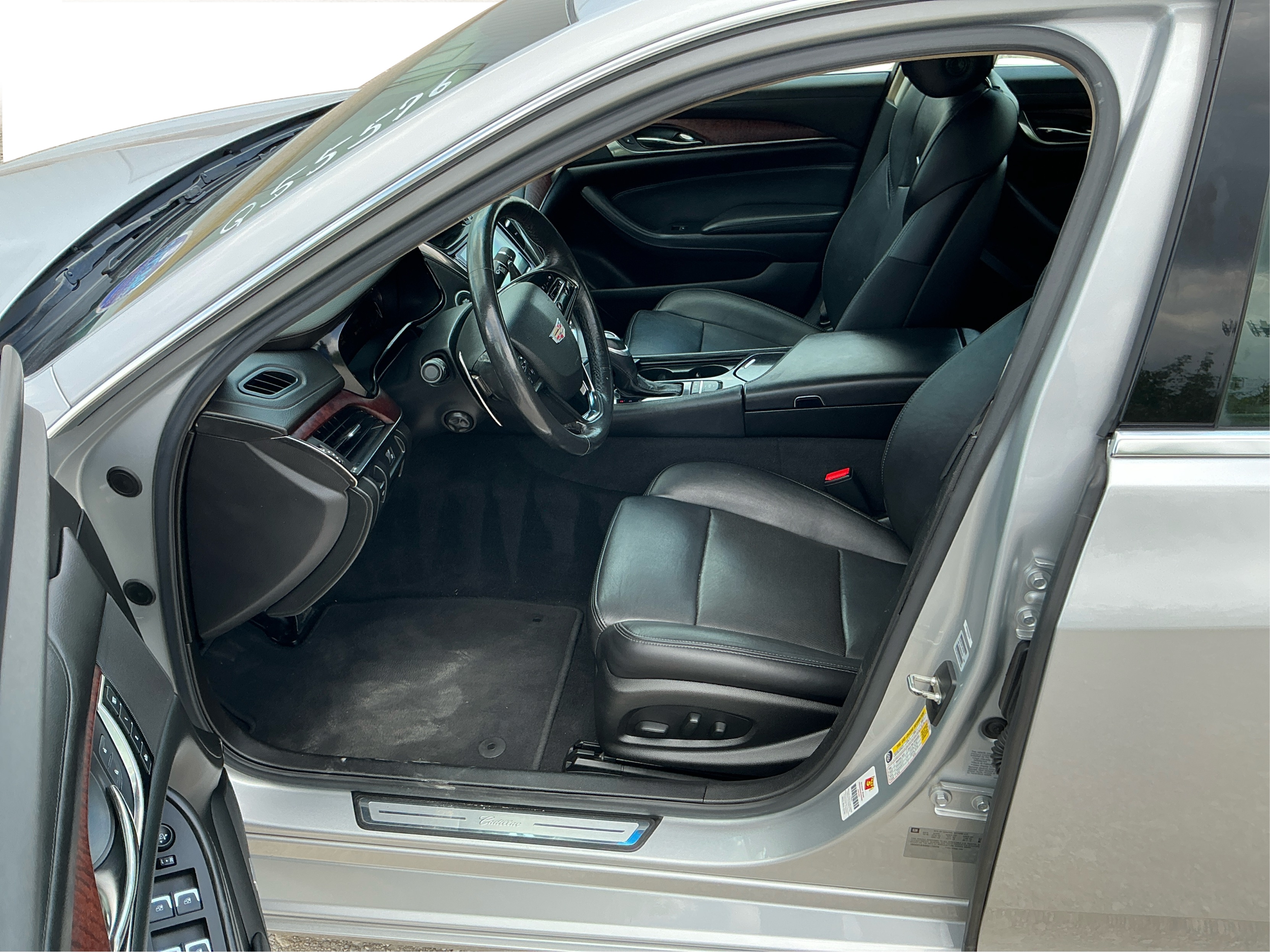 Neighborhood Autos, LLC - Used vehicle - Sedan CADILLAC CTS 2017