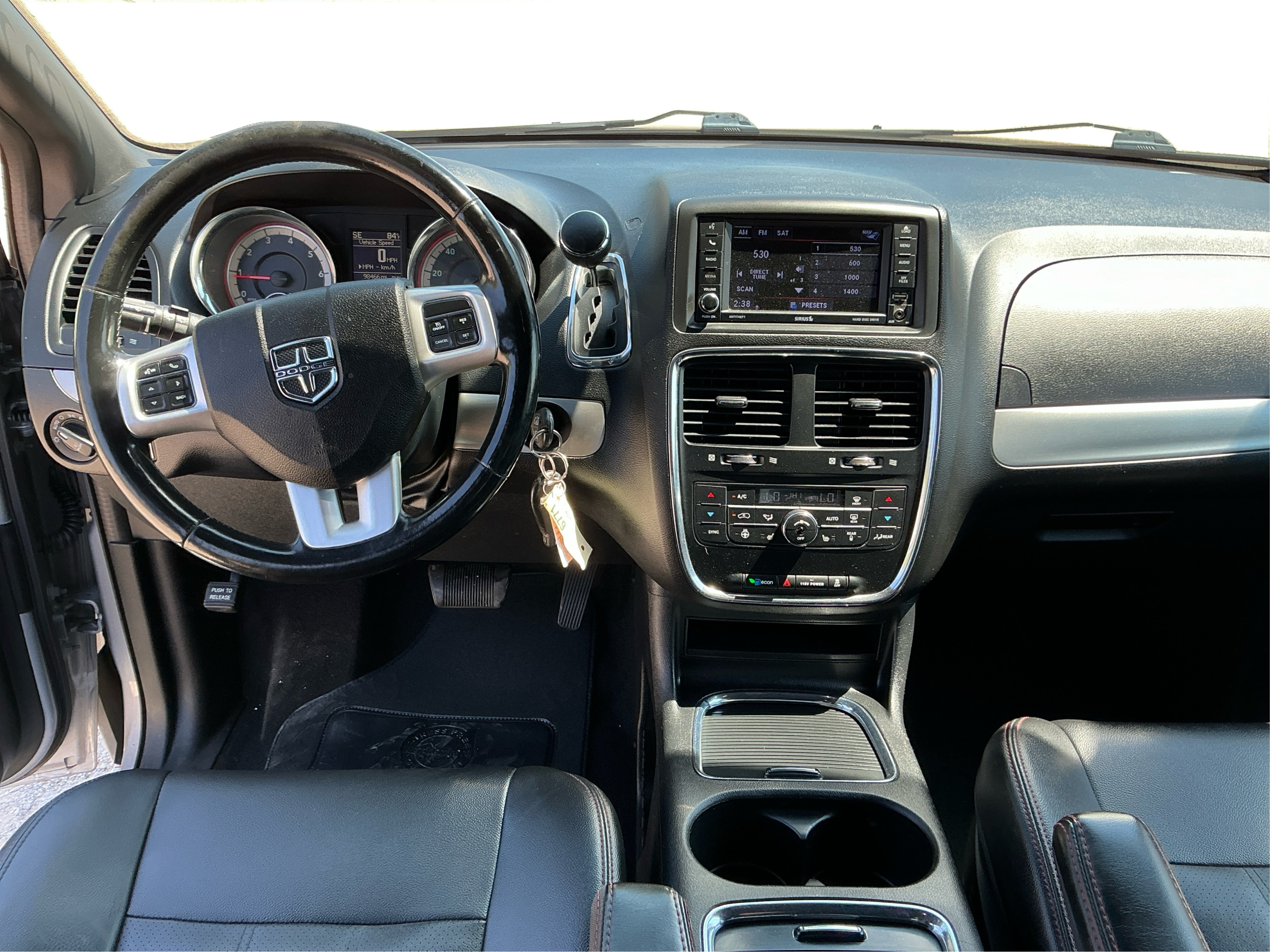 Neighborhood Autos, LLC - Used vehicle - Minivan DODGE GRAND CARAVAN 2019