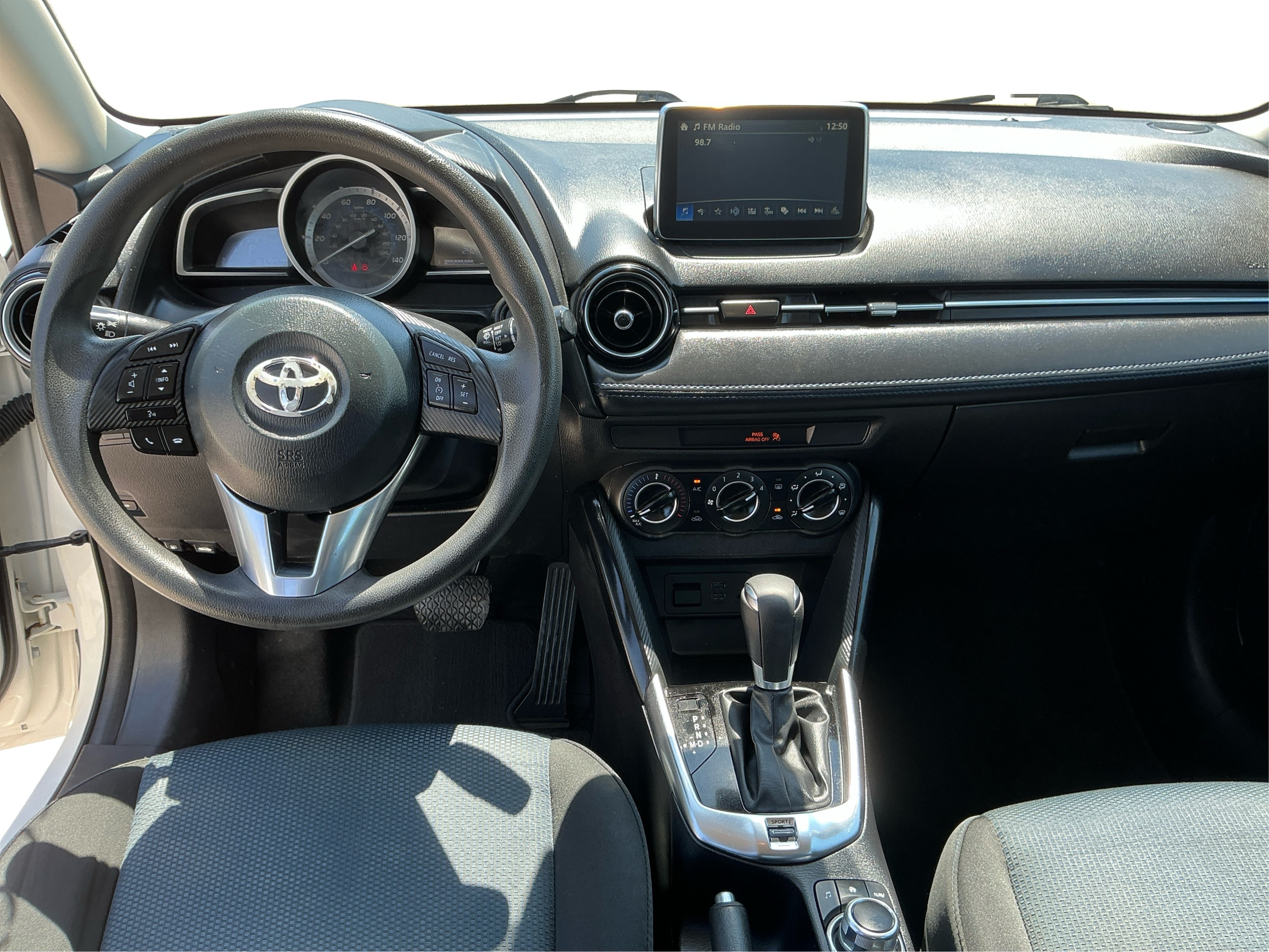Neighborhood Autos, LLC - Used vehicle - Sedan TOYOTA YARIS IA 2018