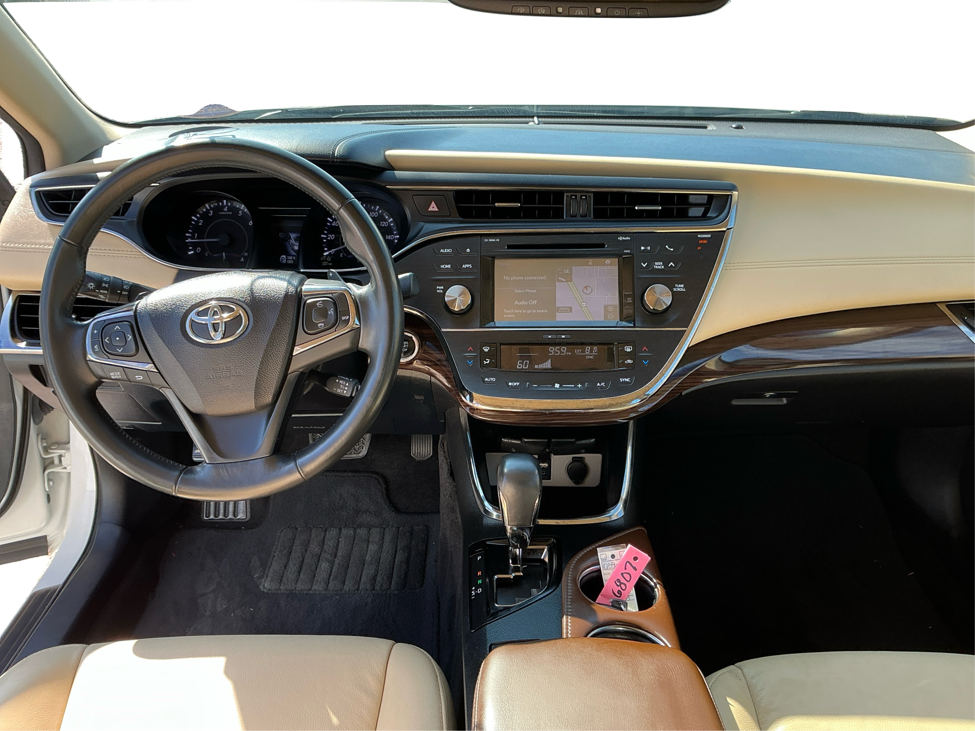 Neighborhood Autos, LLC - Used vehicle - SEDAN TOYOTA AVALON 2015