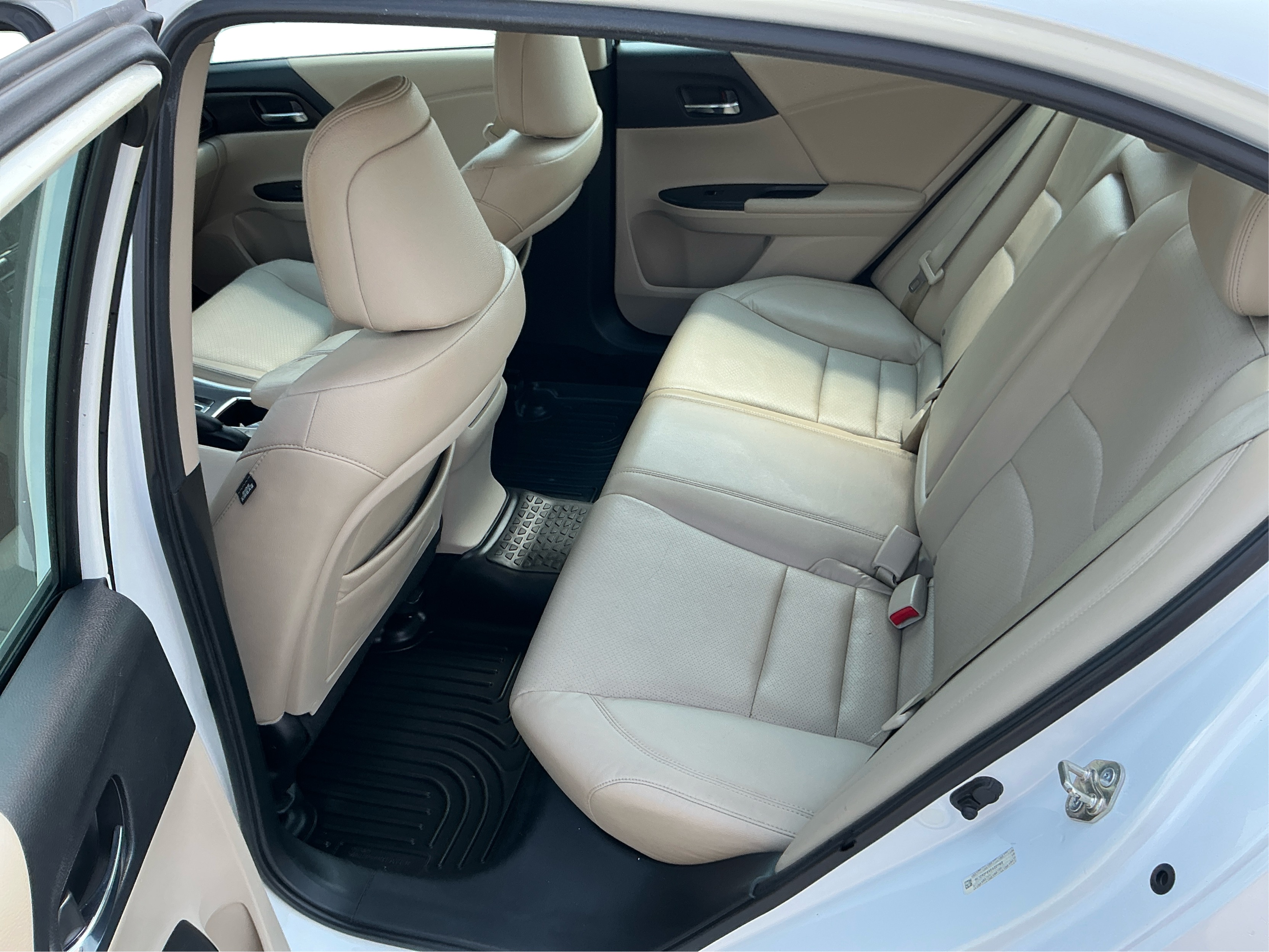 Neighborhood Autos, LLC - Used vehicle - SEDAN HONDA ACCORD 2014