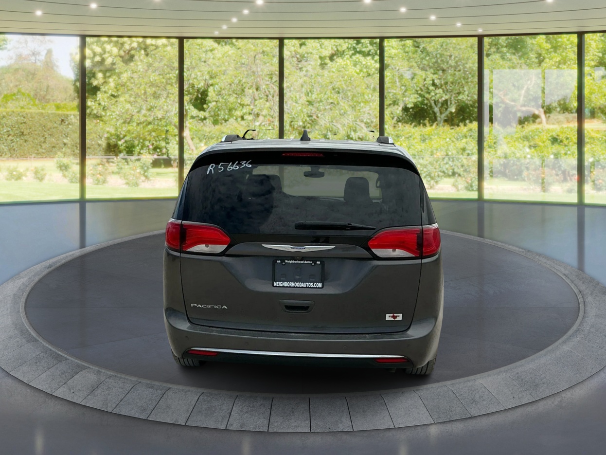 Neighborhood Autos, LLC - Used vehicle - MINIVAN CHRYSLER PACIFICA 2018