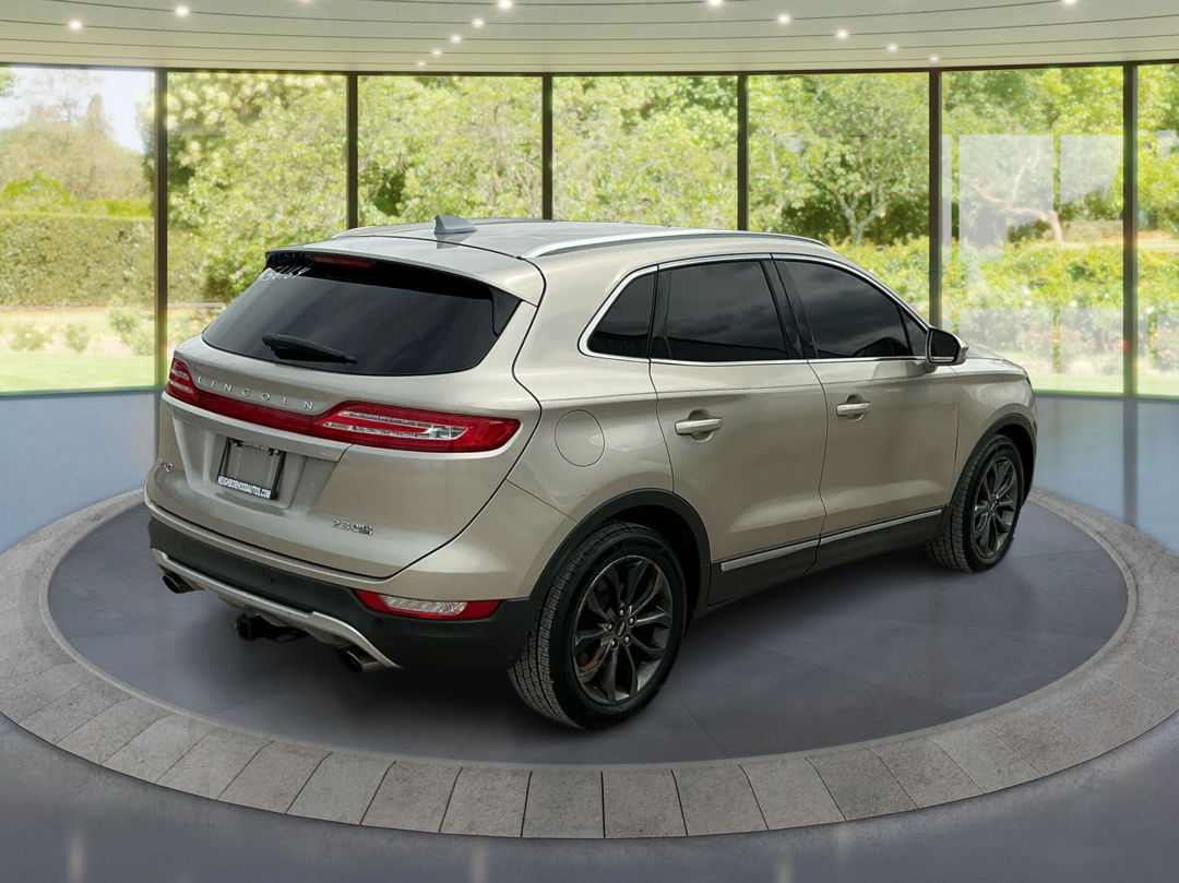 Neighborhood Autos, LLC - Used vehicle - SUV LINCOLN MKC 2015