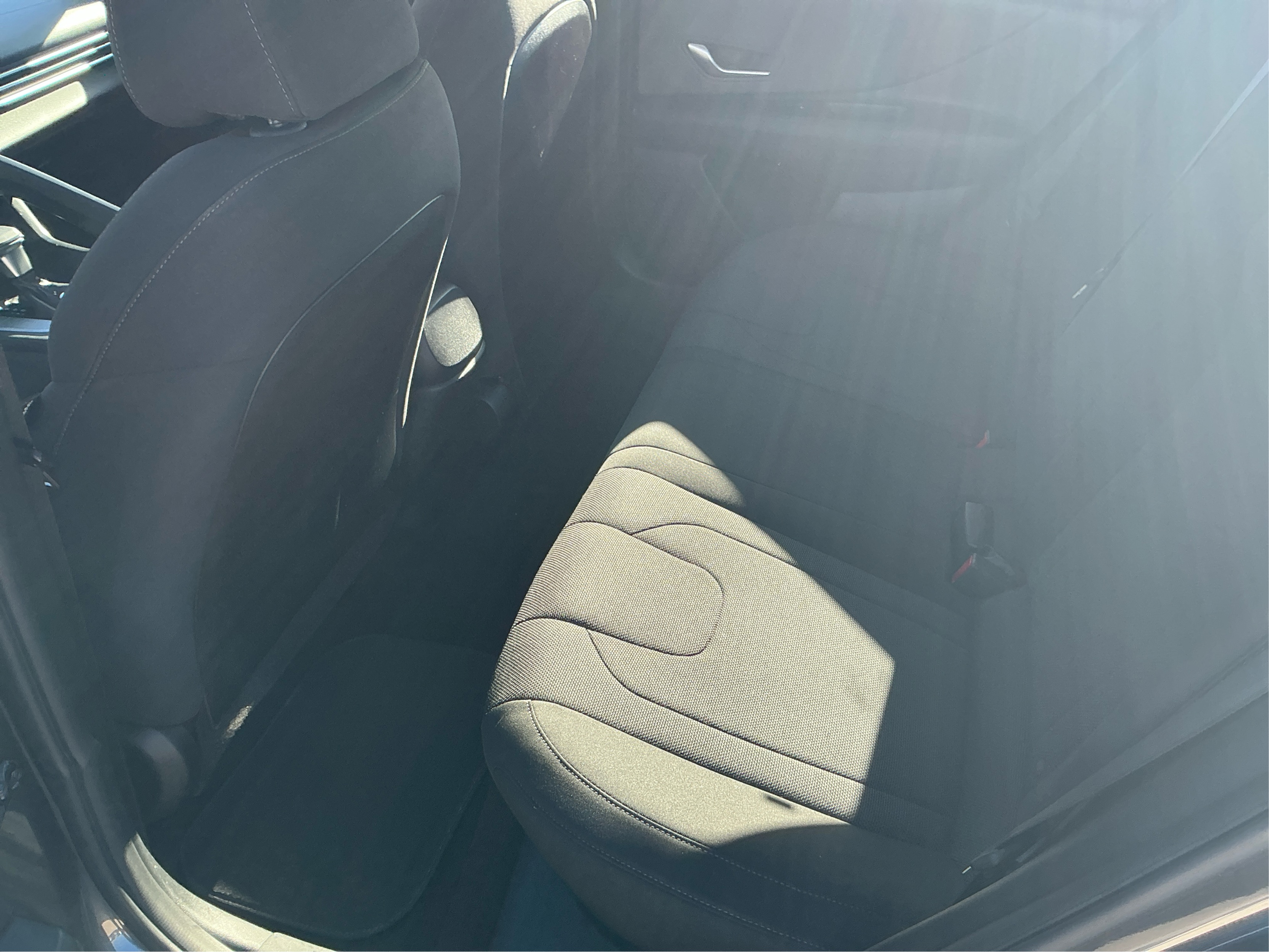 Neighborhood Autos, LLC - Used vehicle - SEDAN HYUNDAI ELANTRA 2021