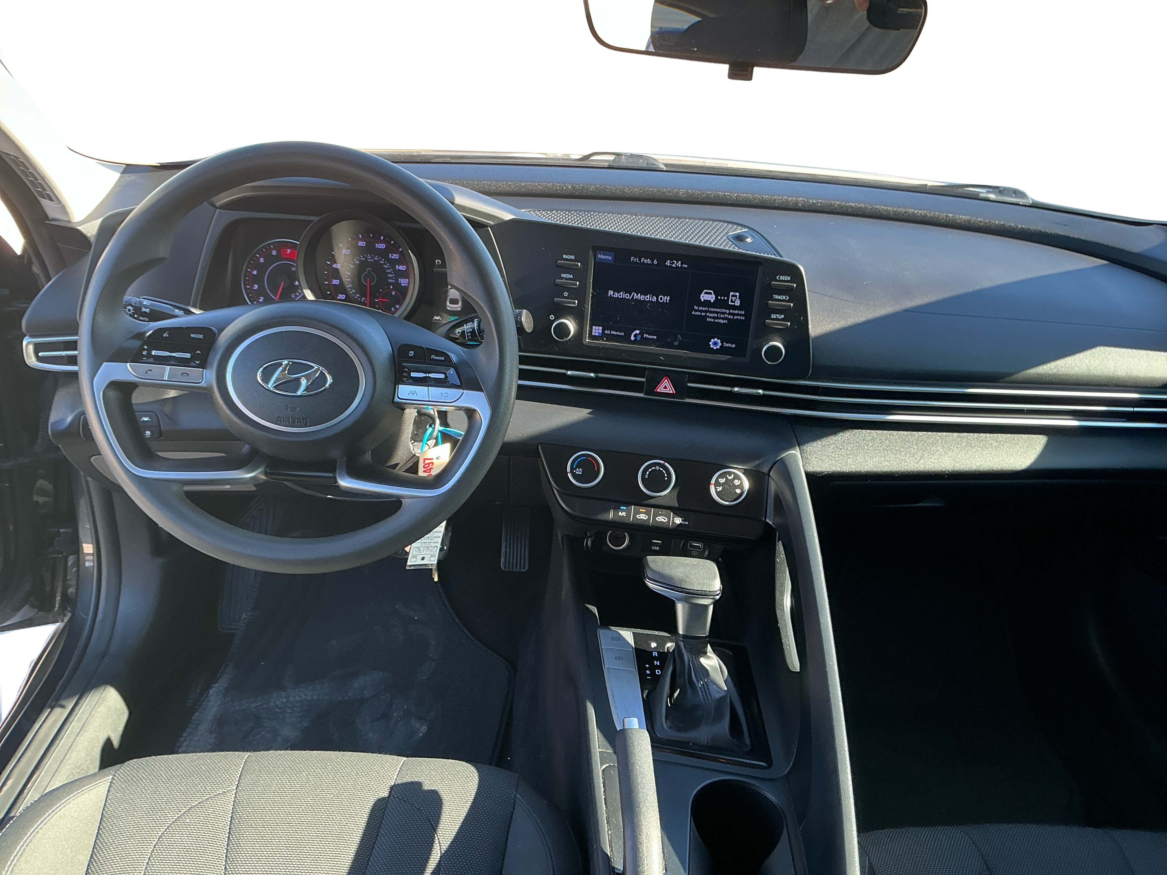 Neighborhood Autos, LLC - Used vehicle - SEDAN HYUNDAI ELANTRA 2021