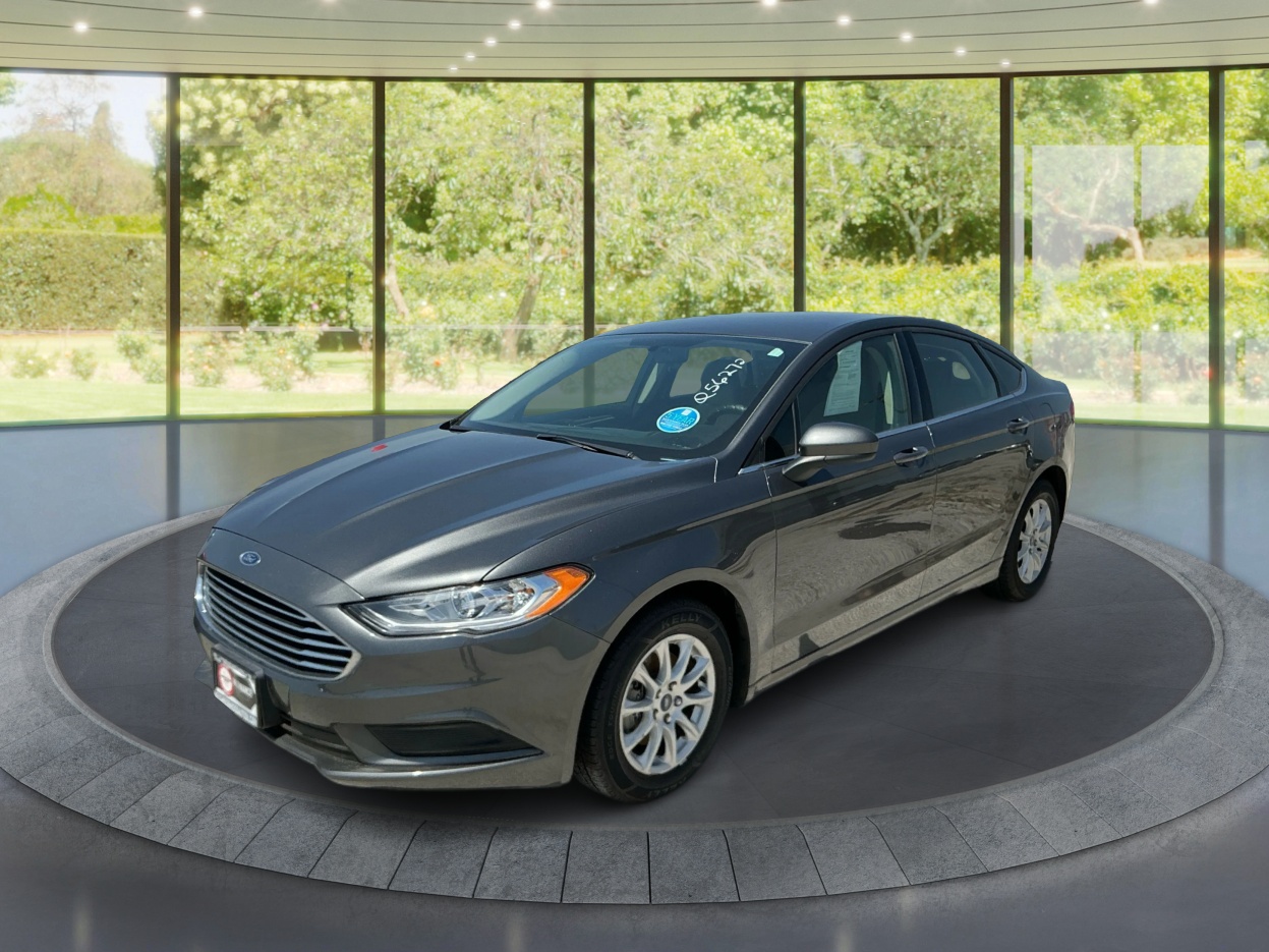 Neighborhood Autos, LLC - 2018-FORD-FUSION-DECATUR-TX-Stock=56272