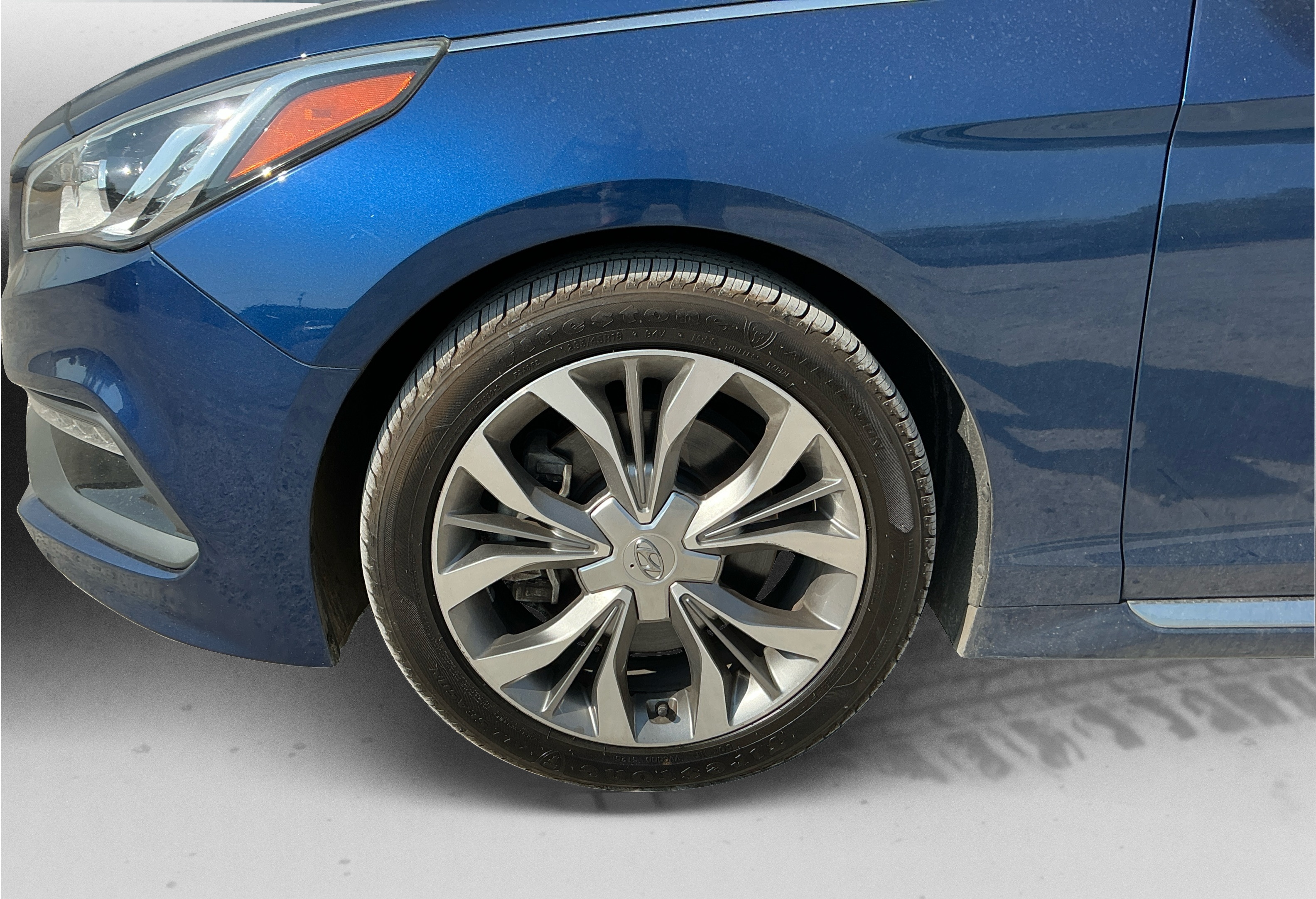Neighborhood Autos, LLC - Used vehicle - SEDAN HYUNDAI SONATA 2015