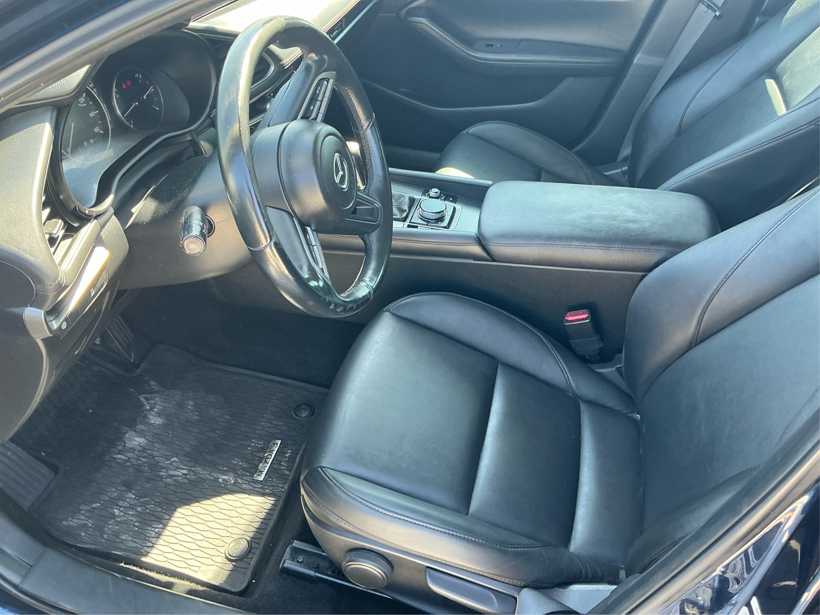 Neighborhood Autos, LLC - Used vehicle - SEDAN MAZDA MAZDA3 2020