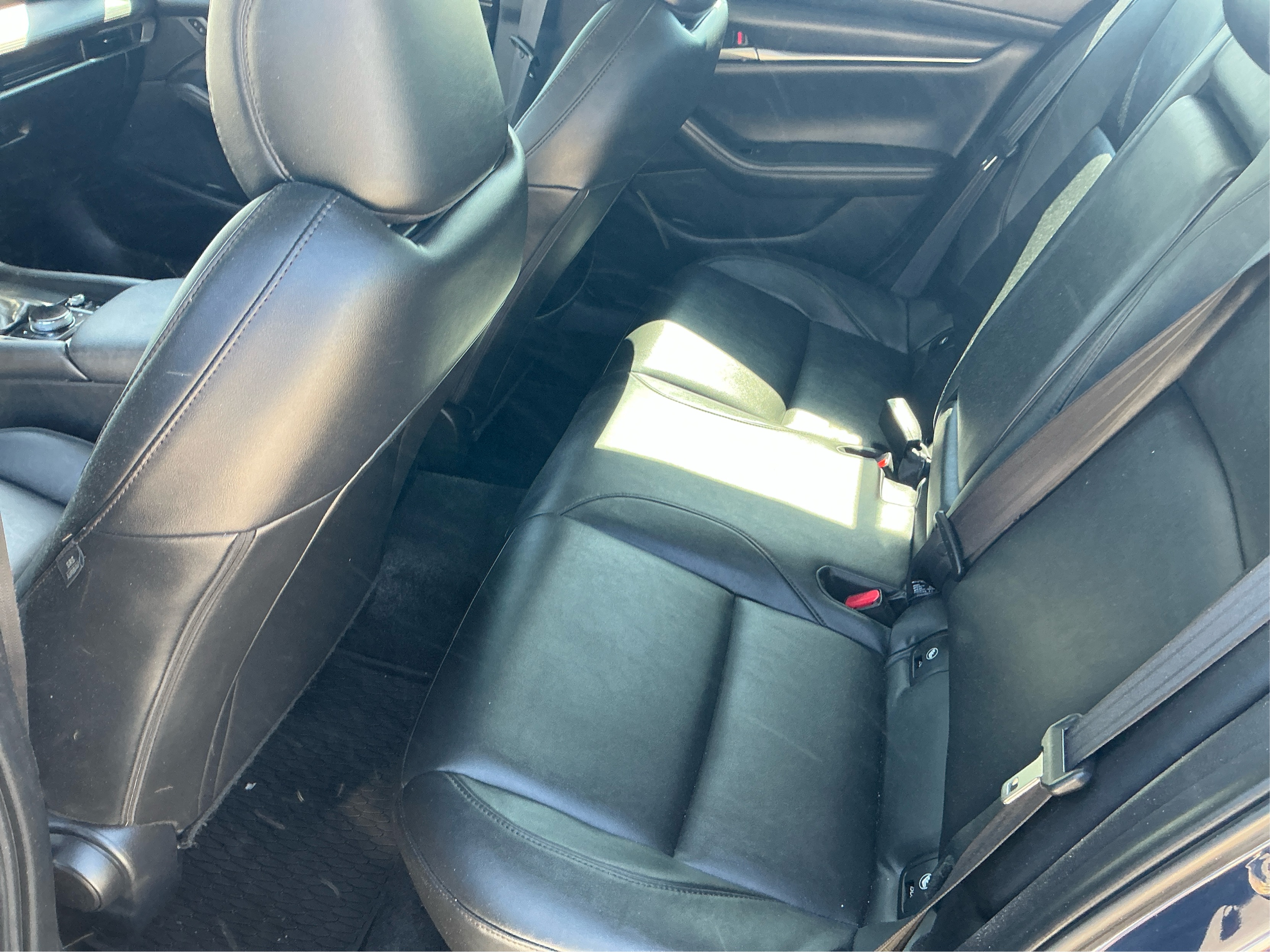 Neighborhood Autos, LLC - Used vehicle - SEDAN MAZDA MAZDA3 2020
