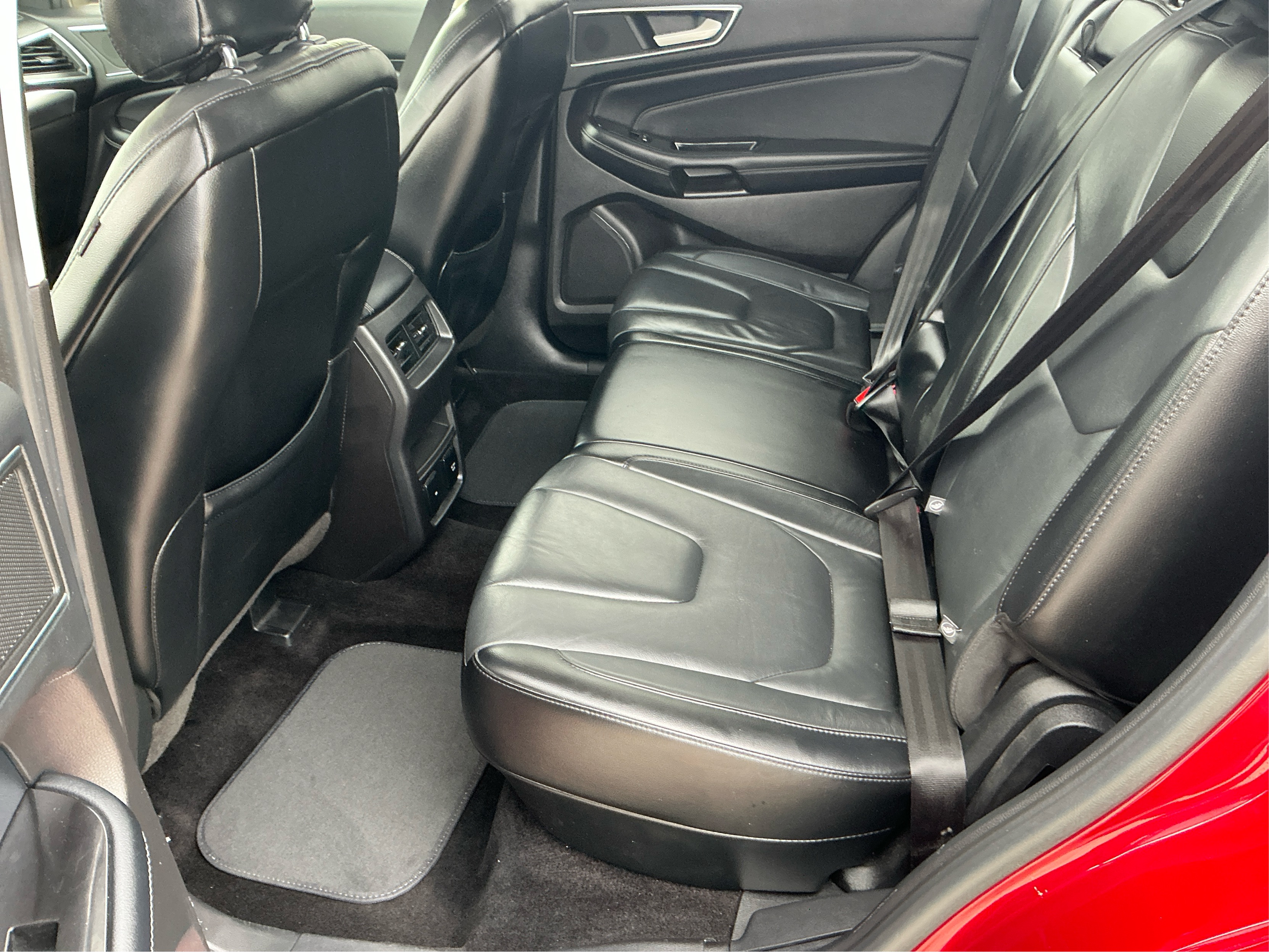 Neighborhood Autos, LLC - Used vehicle - SUV FORD EDGE 2017