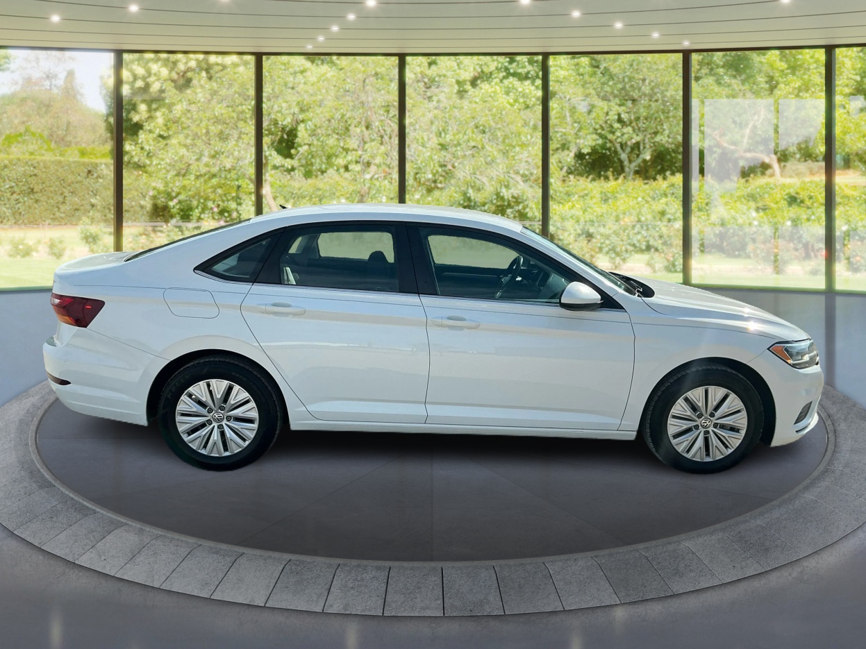 Neighborhood Autos, LLC - Used vehicle - SEDAN VOLKSWAGEN JETTA 2019
