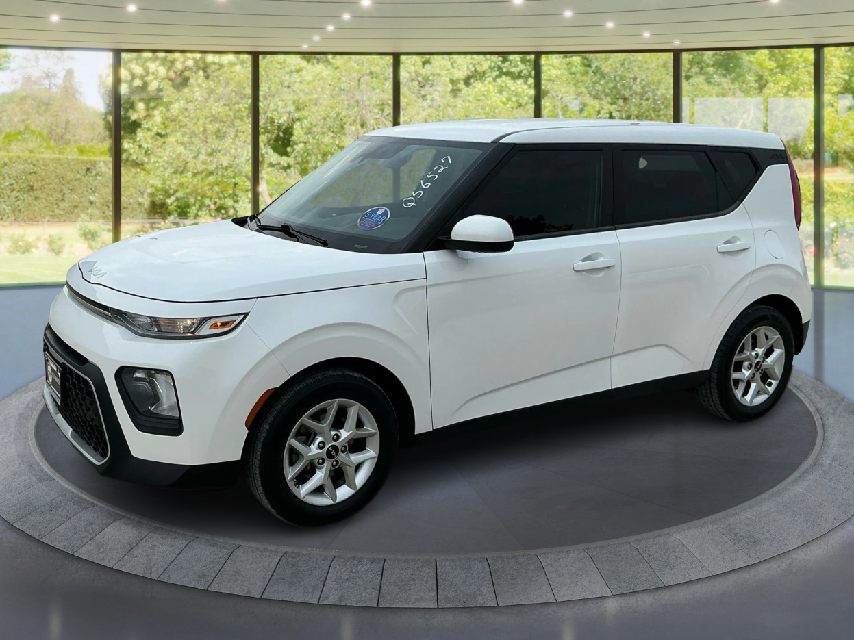 Neighborhood Autos, LLC - 2022-KIA-SOUL-DENTON-TX-Stock=56527