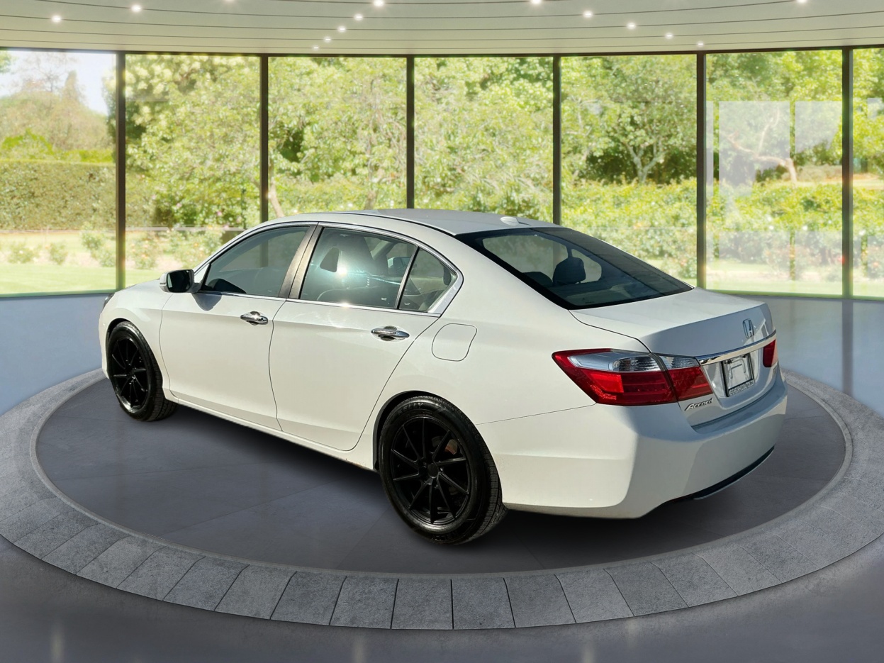 Neighborhood Autos, LLC - Used vehicle - SEDAN HONDA ACCORD SDN 2013
