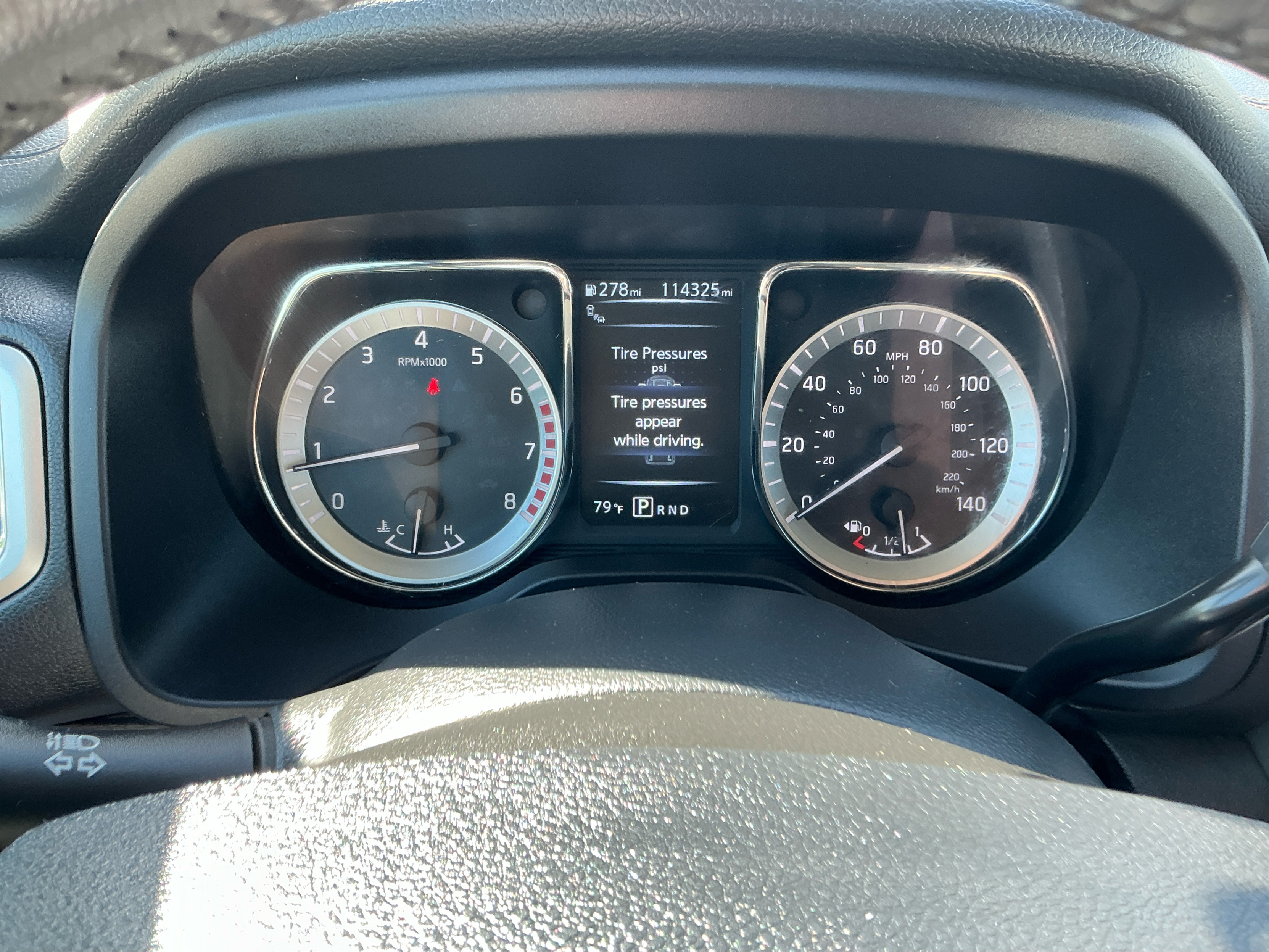 Neighborhood Autos, LLC - Used vehicle - TRUCK NISSAN TITAN 2017
